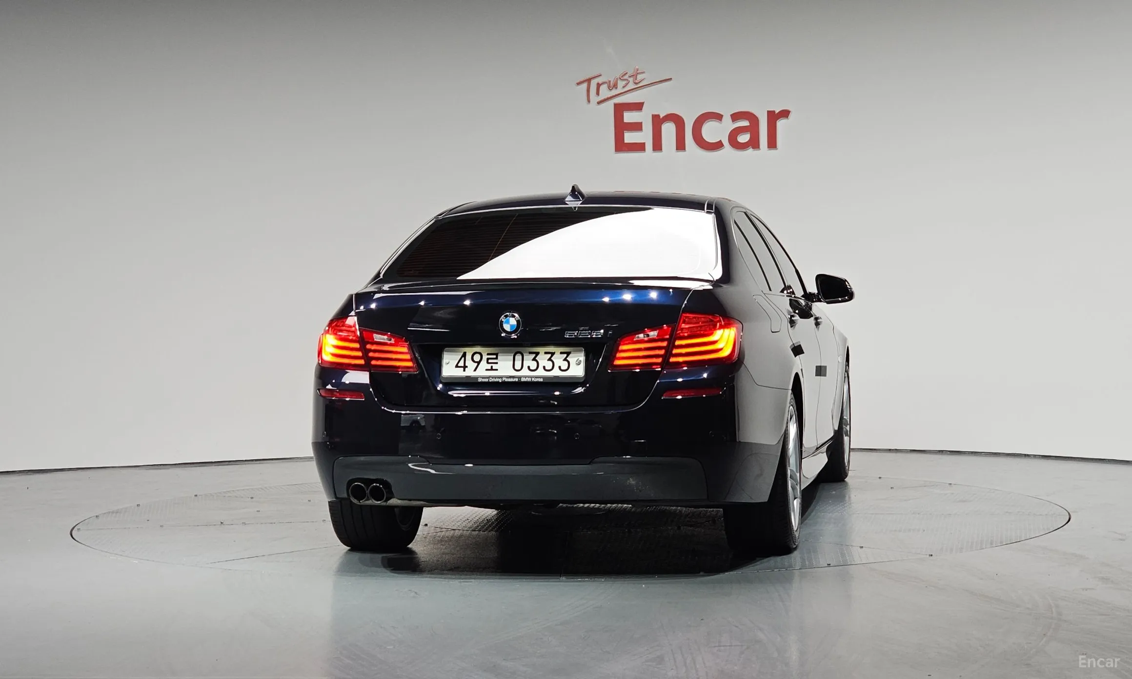 BMW 5 Series (F10) превью 3