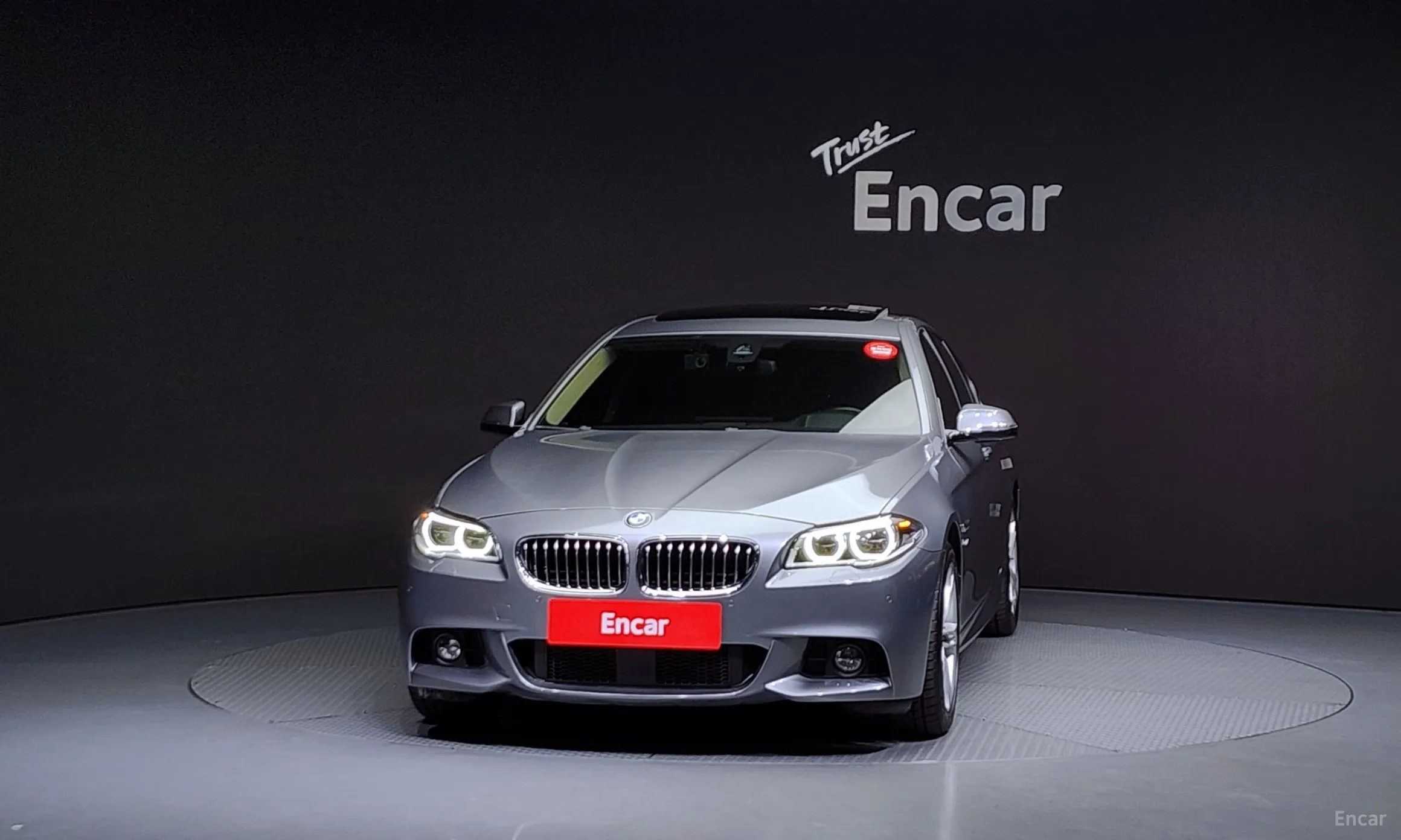 BMW 5 Series (F10) превью 2