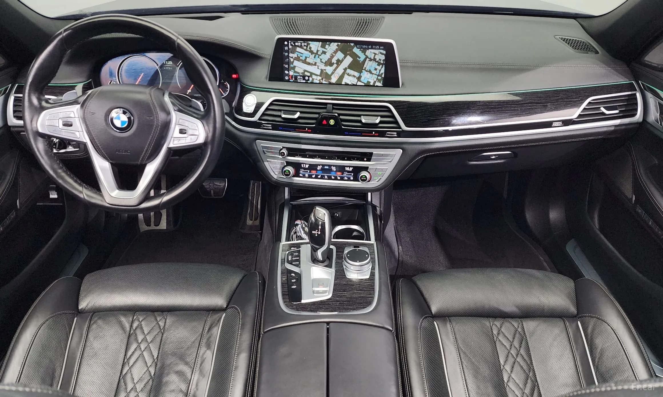 BMW 7 Series (G11) превью 4