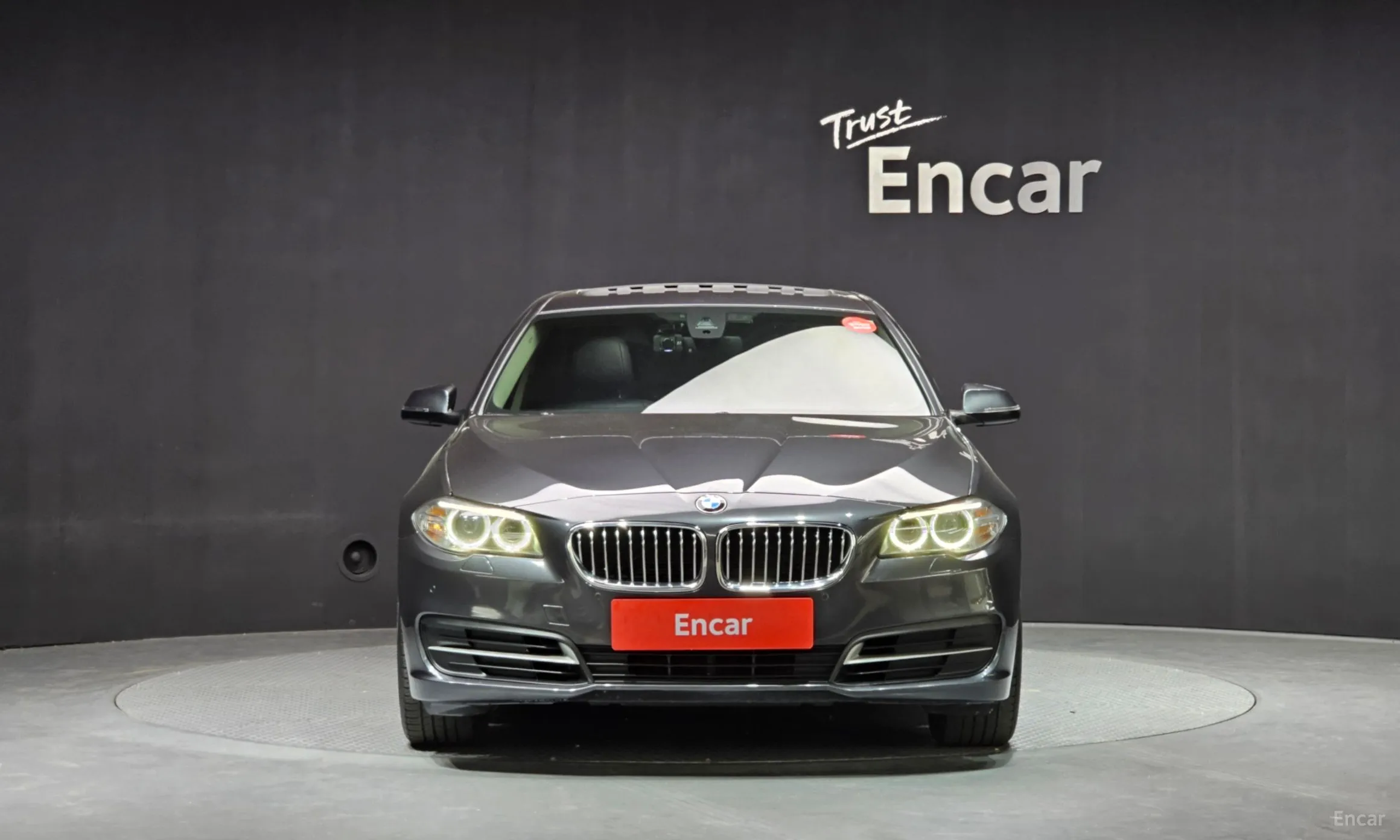 BMW 5 Series (F10) превью 2