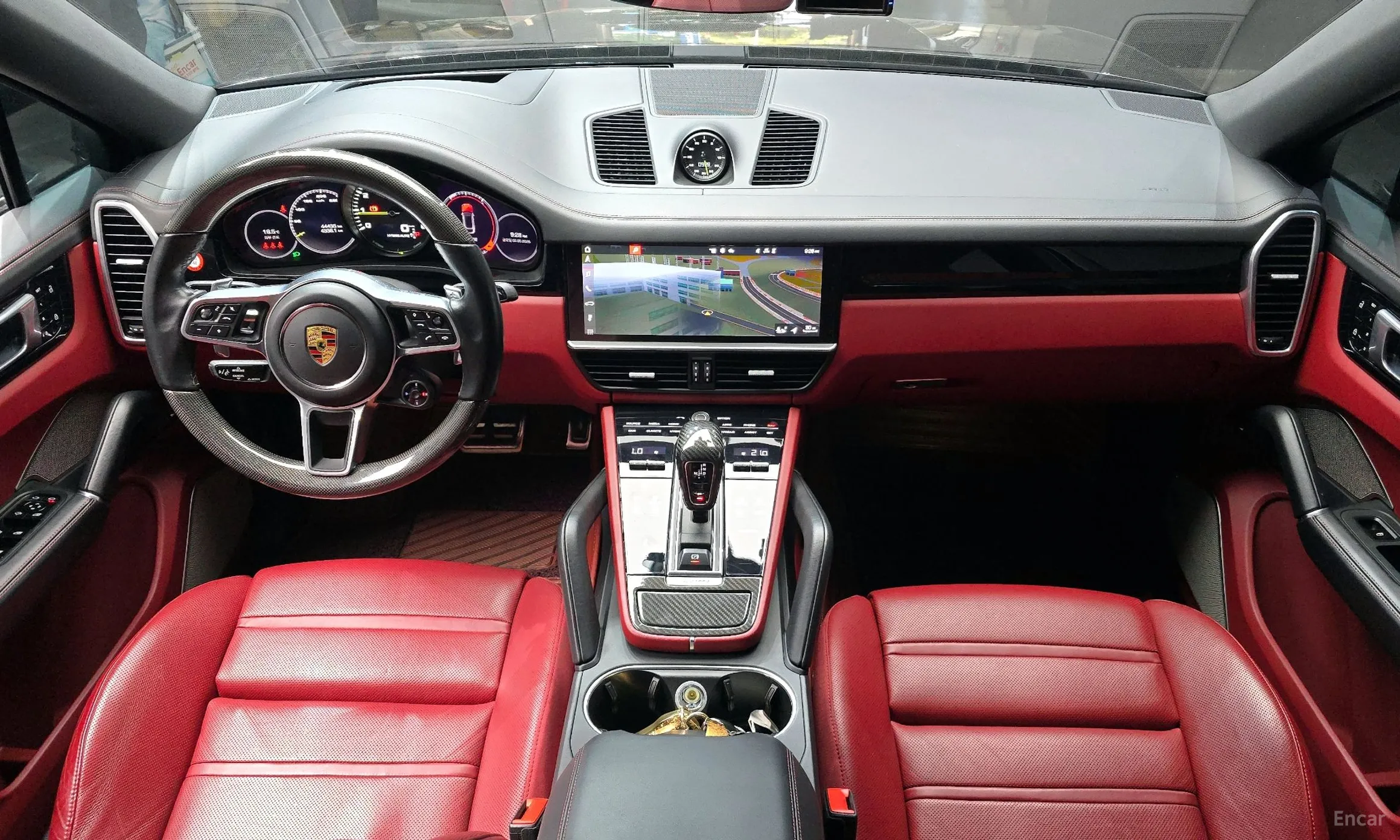 Porsche Cayenne (PO536) превью 4