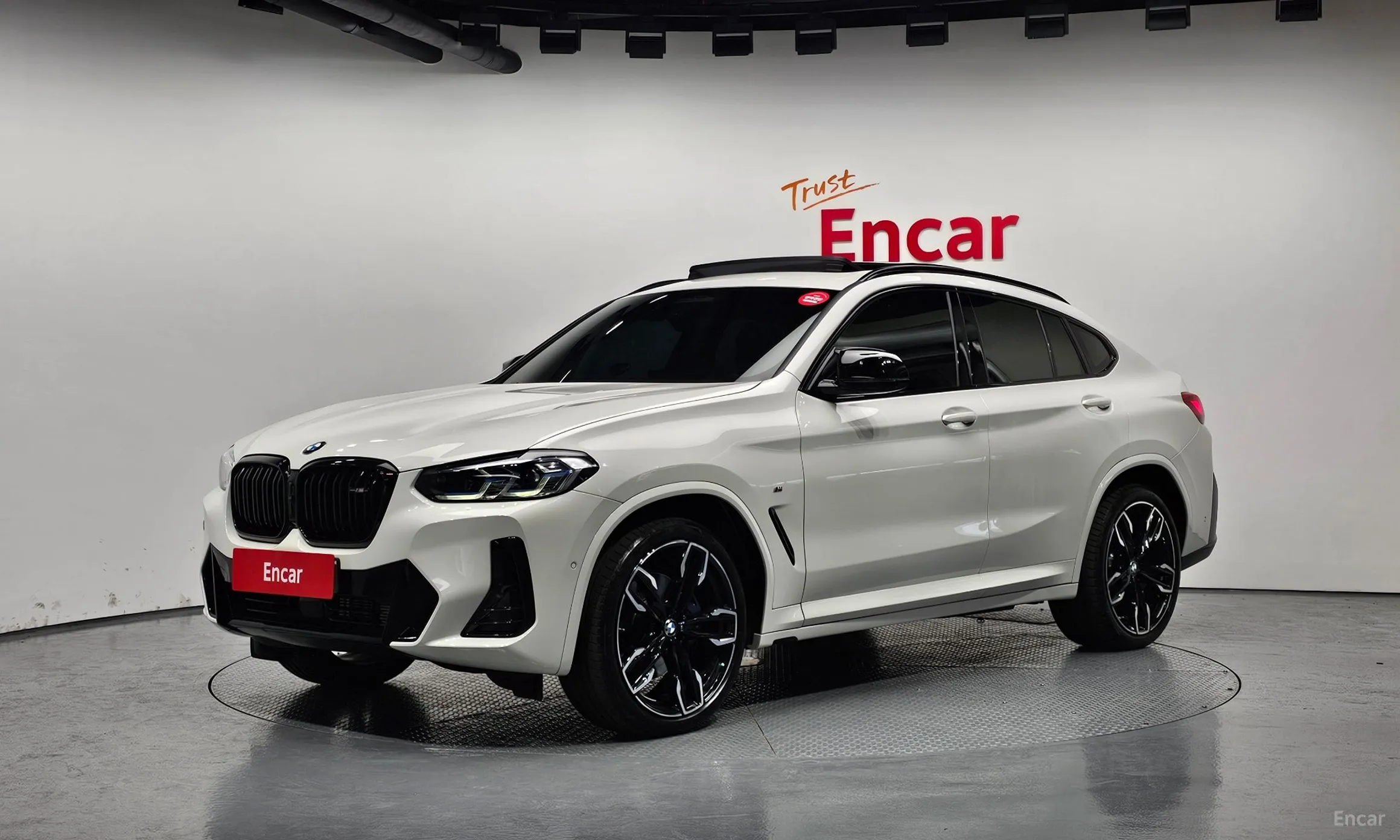 X4 (G02)