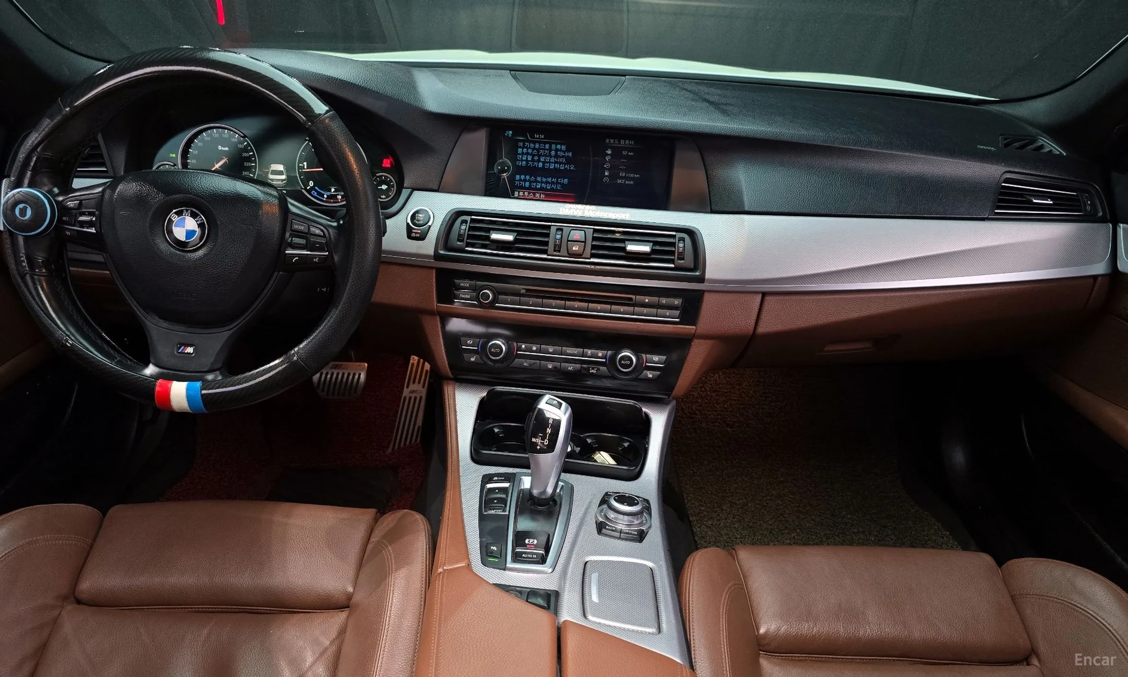 BMW 5 Series (F10) превью 4