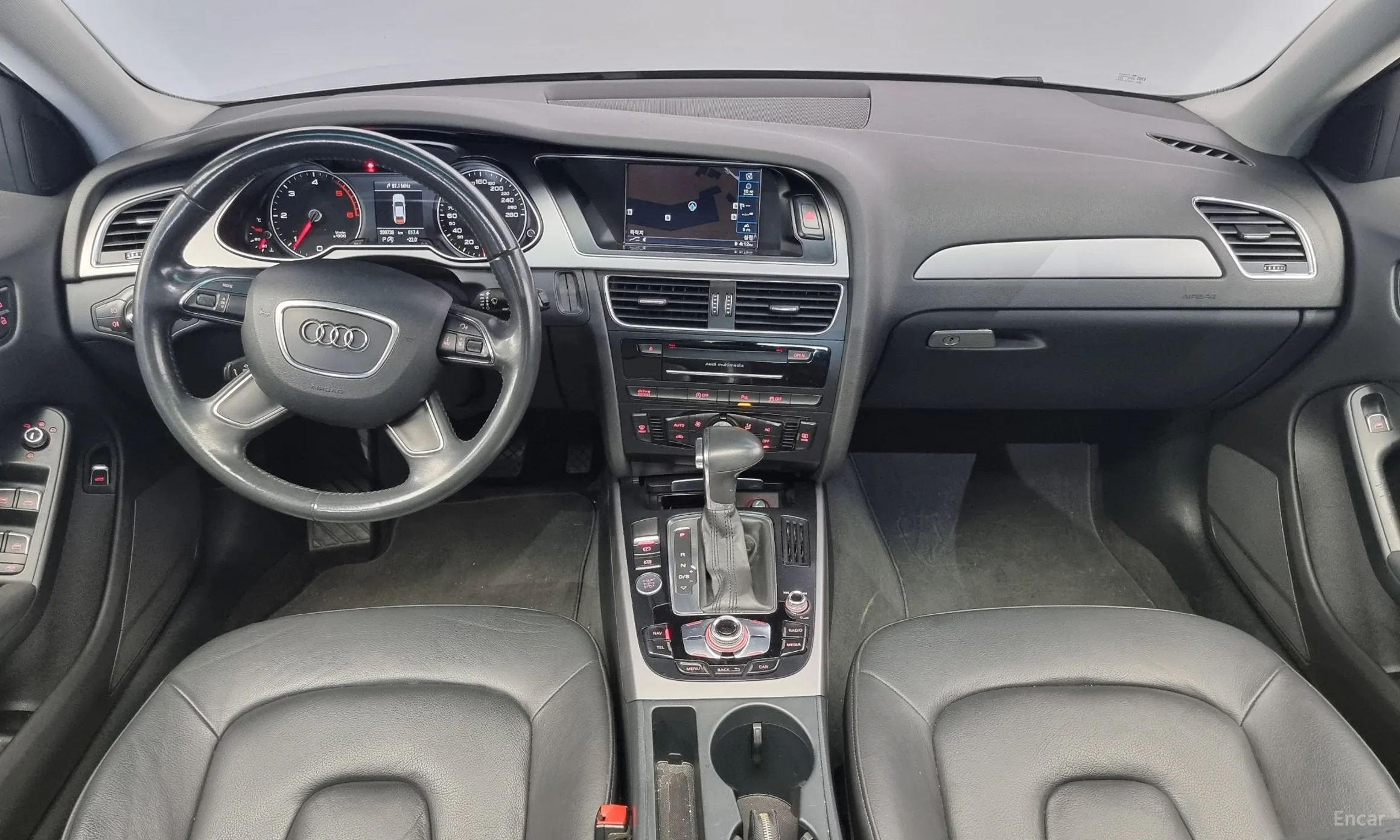 Audi New A4 превью 4