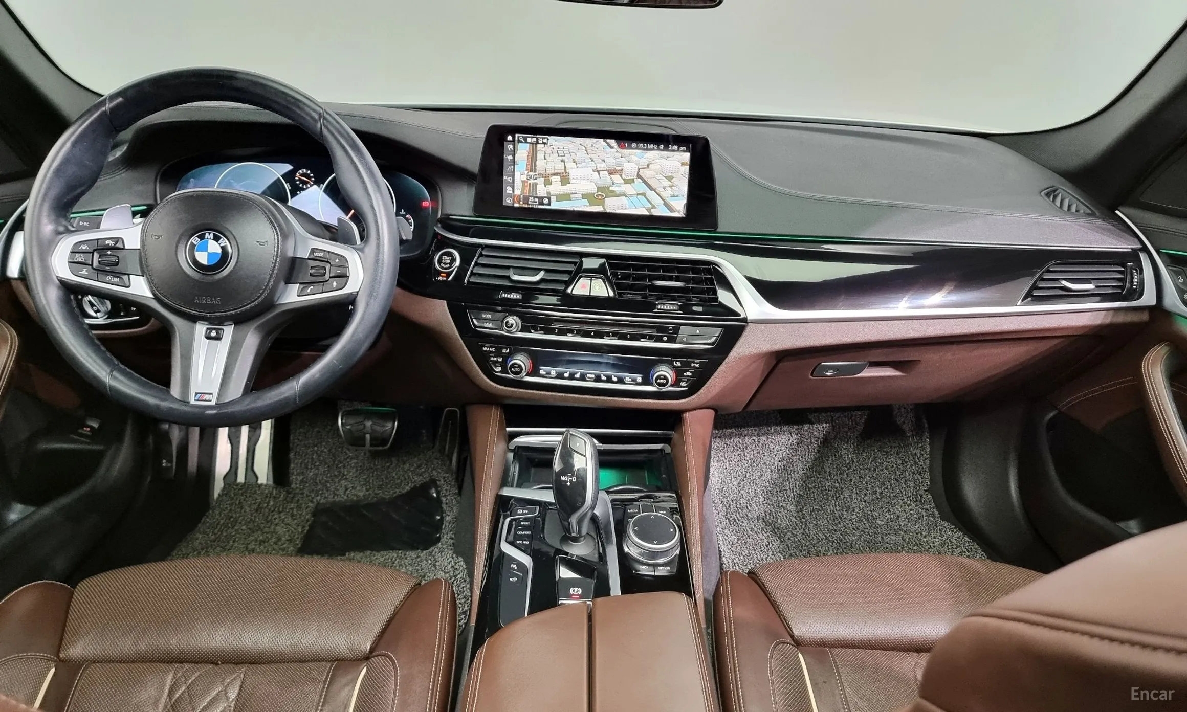 BMW 5 Series (G30) превью 4