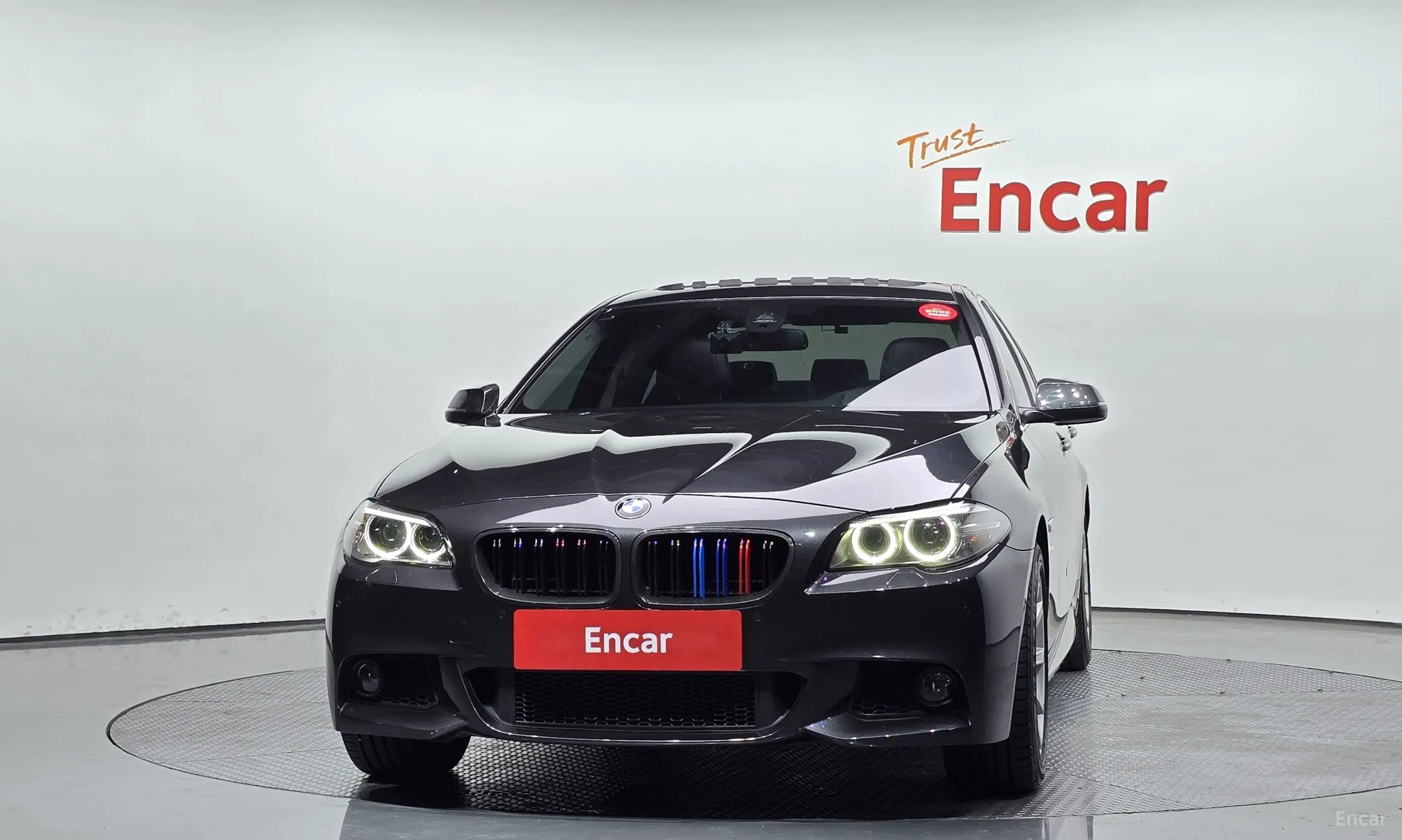 BMW 5 Series (F10) превью 2