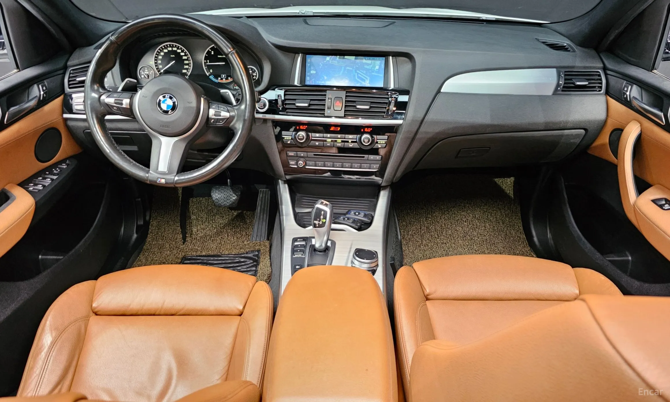 BMW X4 (F26) превью 4