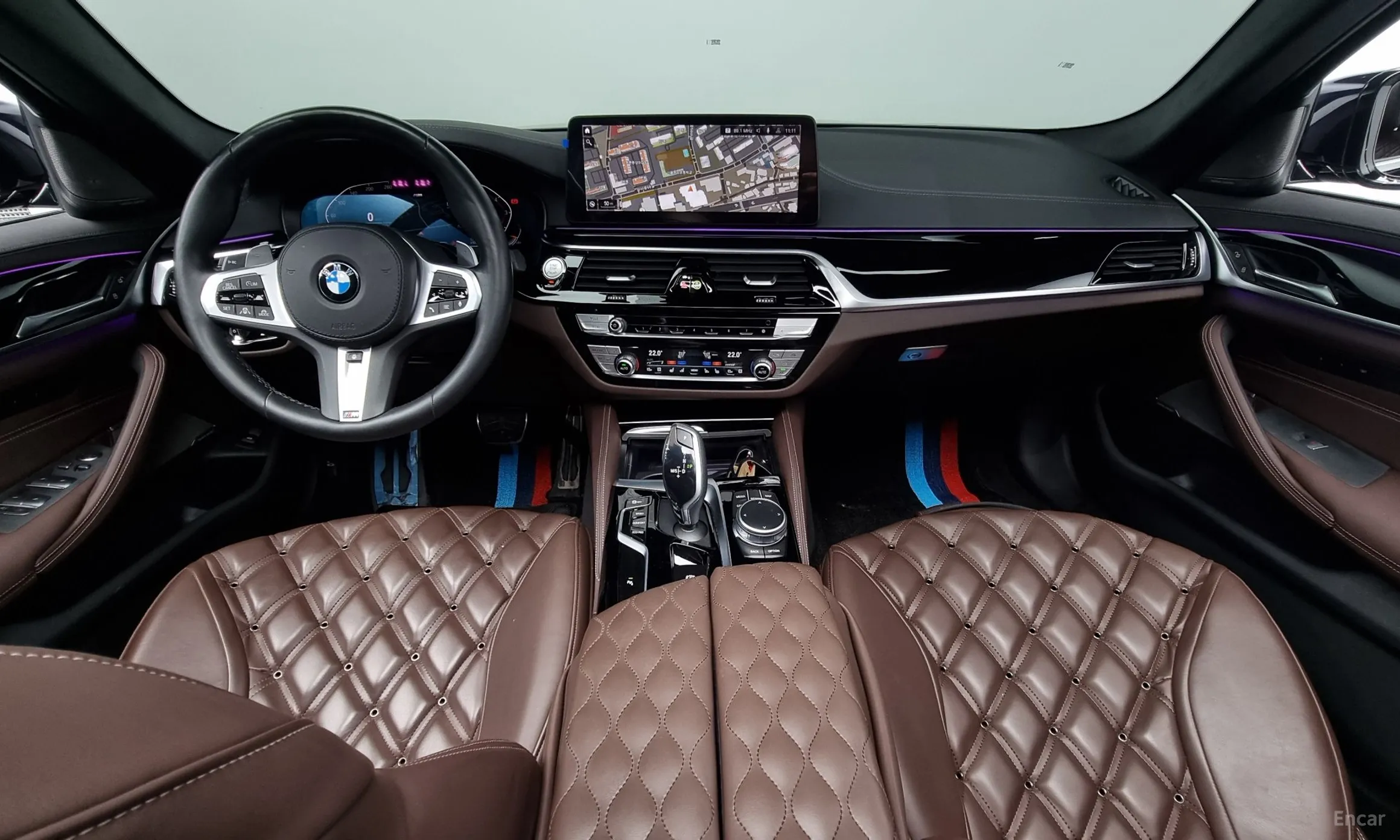 BMW 5 Series (G30) превью 4