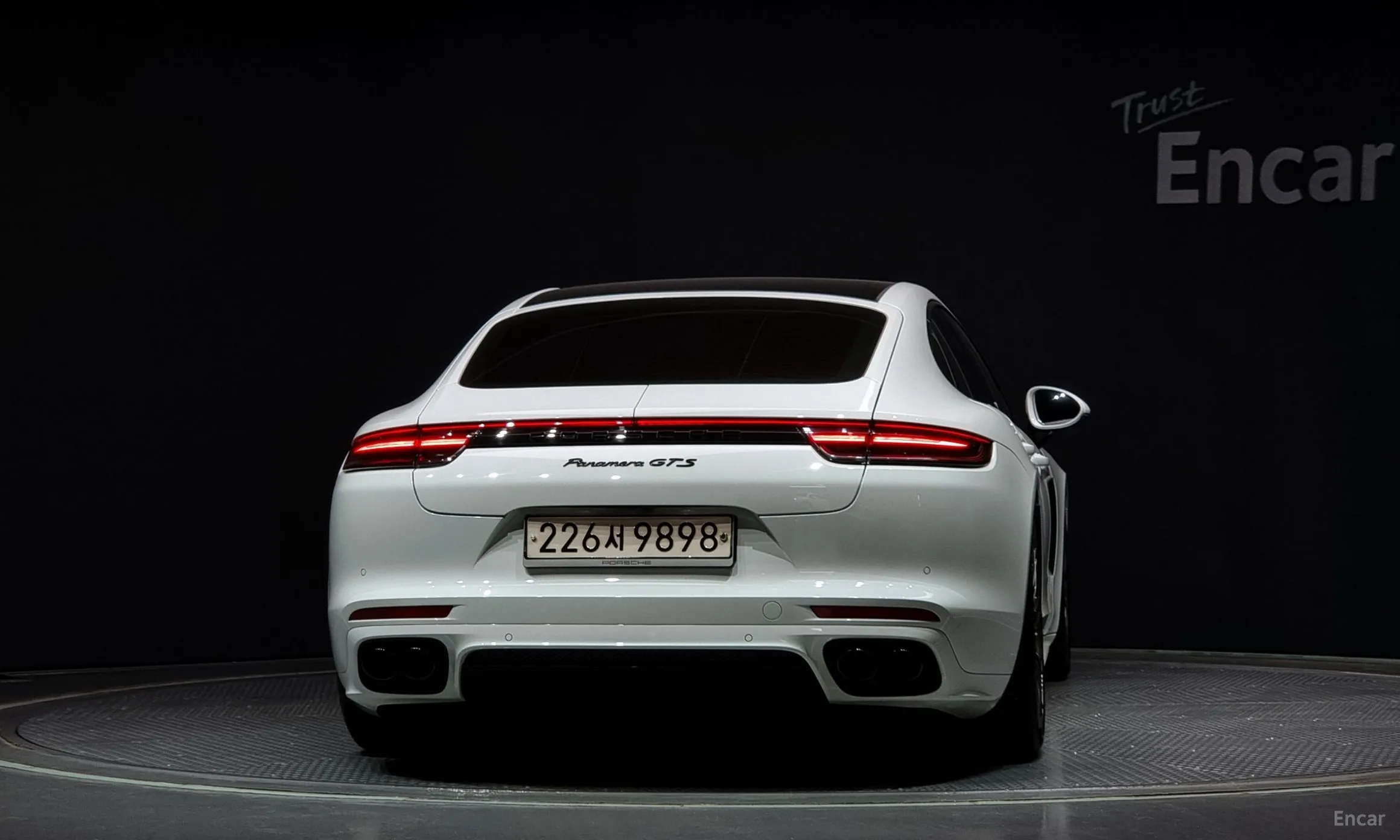 Porsche Panamera (971) превью 3