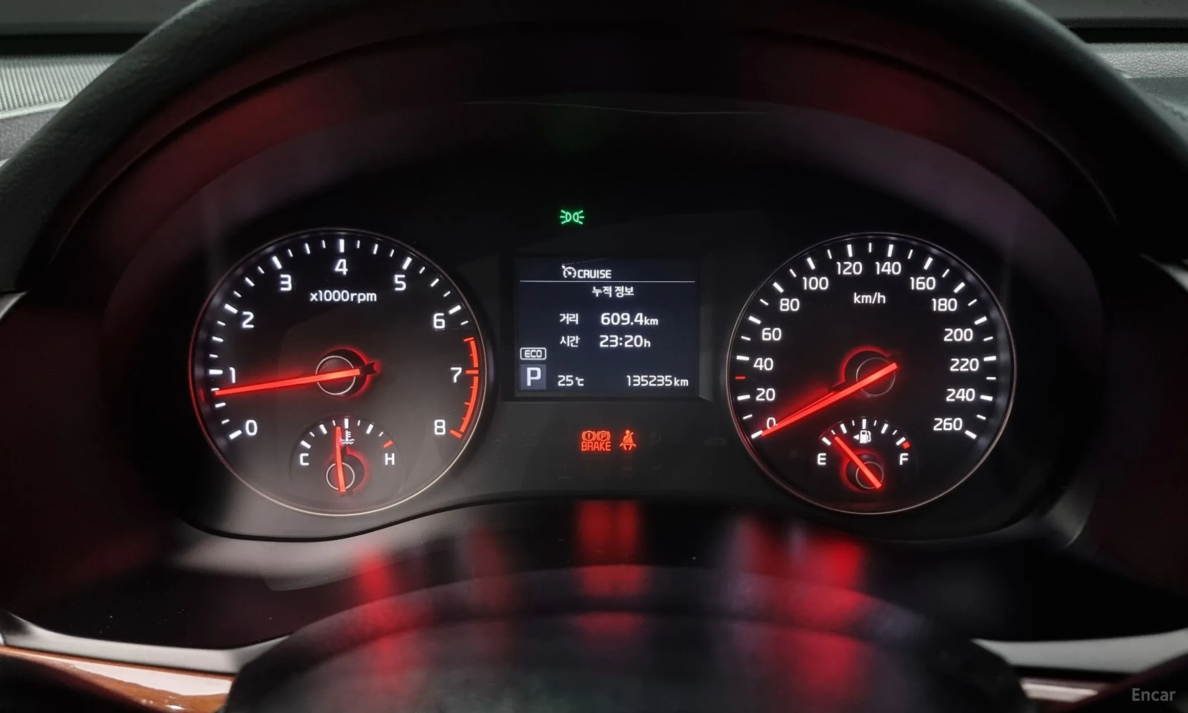 Kia K7 превью 8