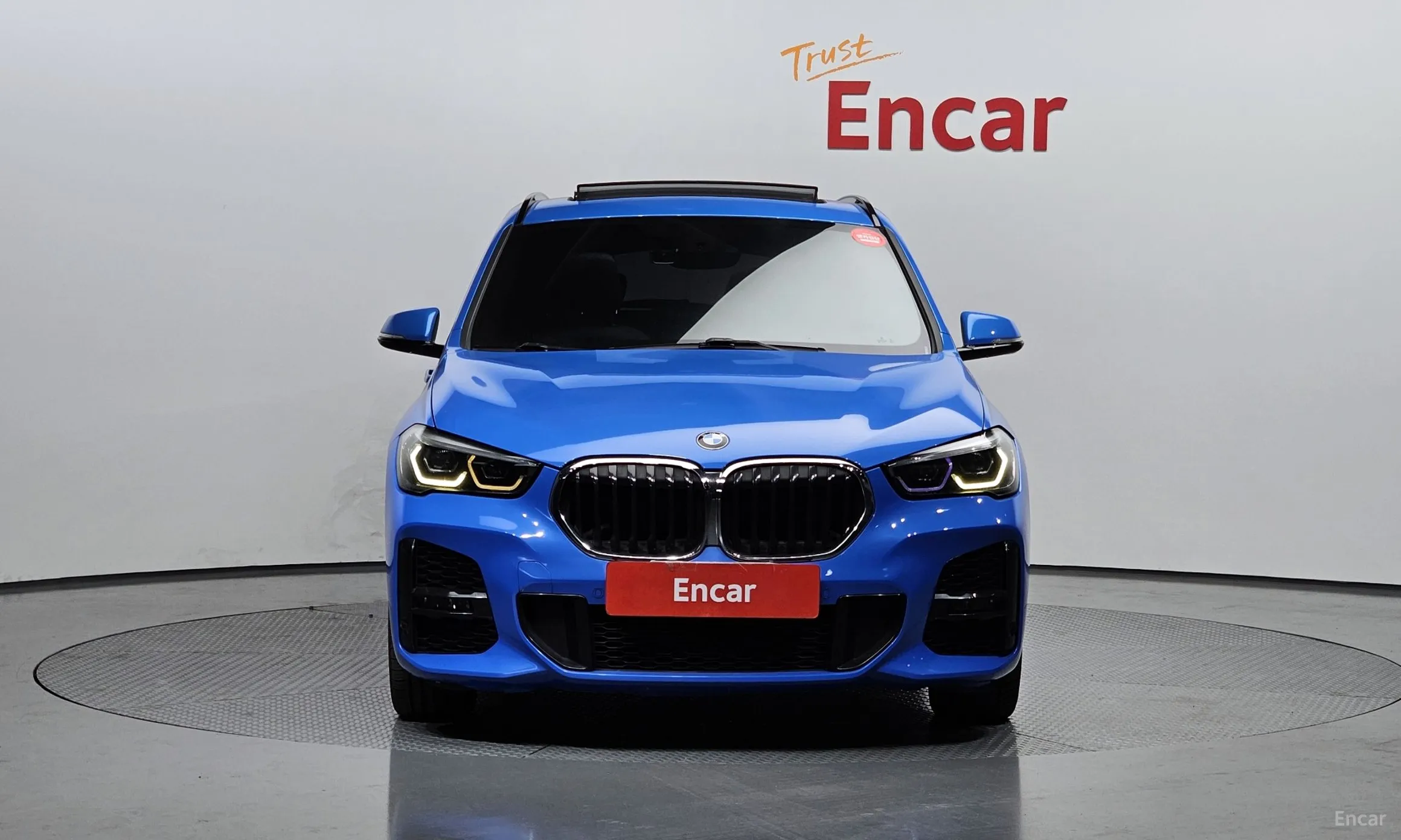 BMW X1 (F48) превью 2