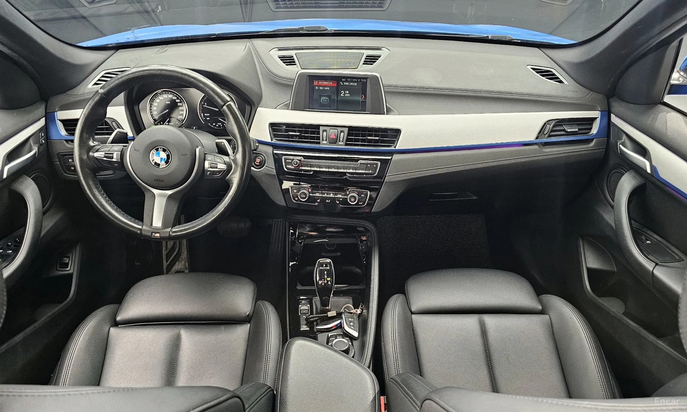 BMW X1 (F48) превью 4