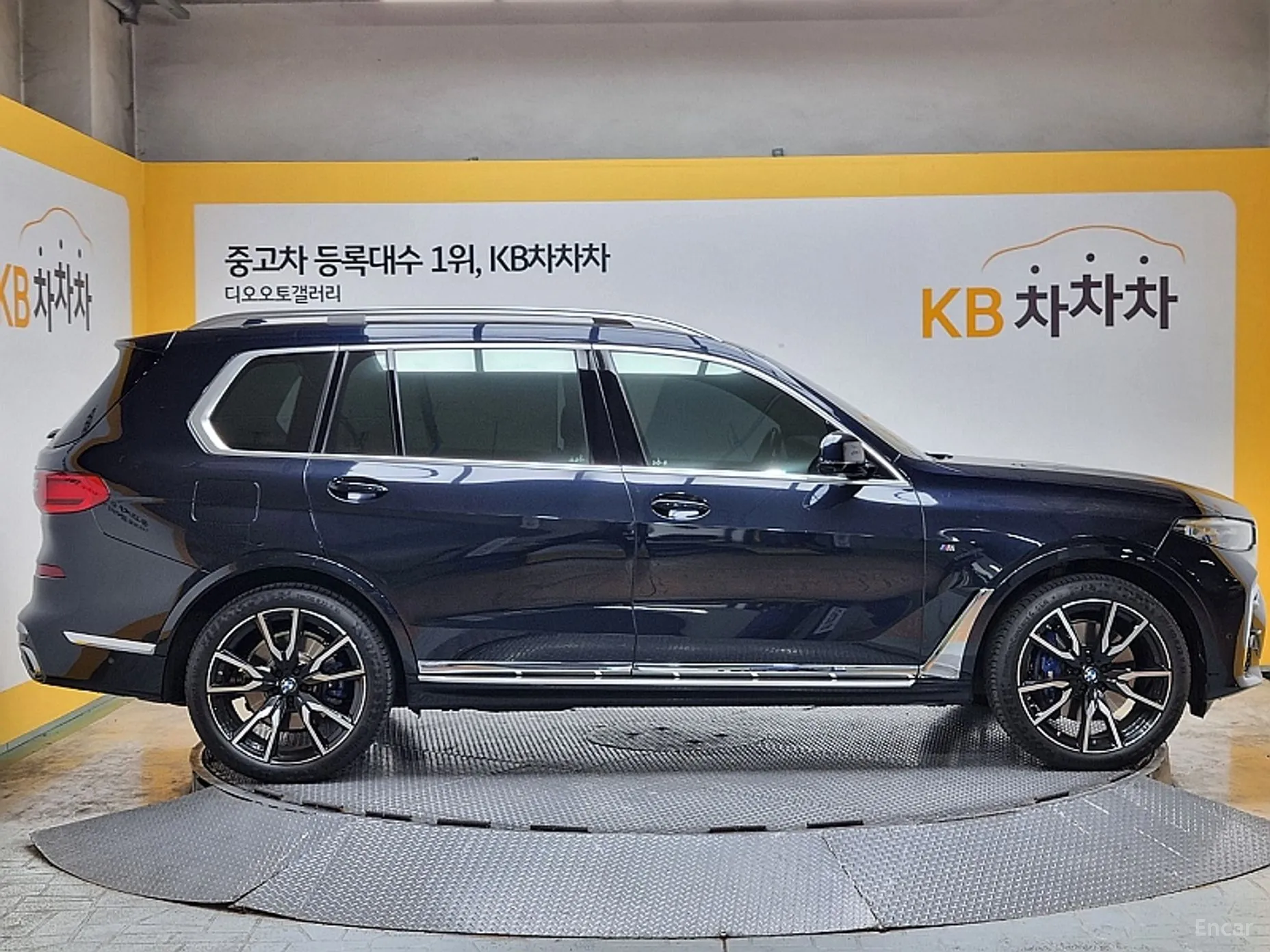 BMW X7 (G07) превью 4