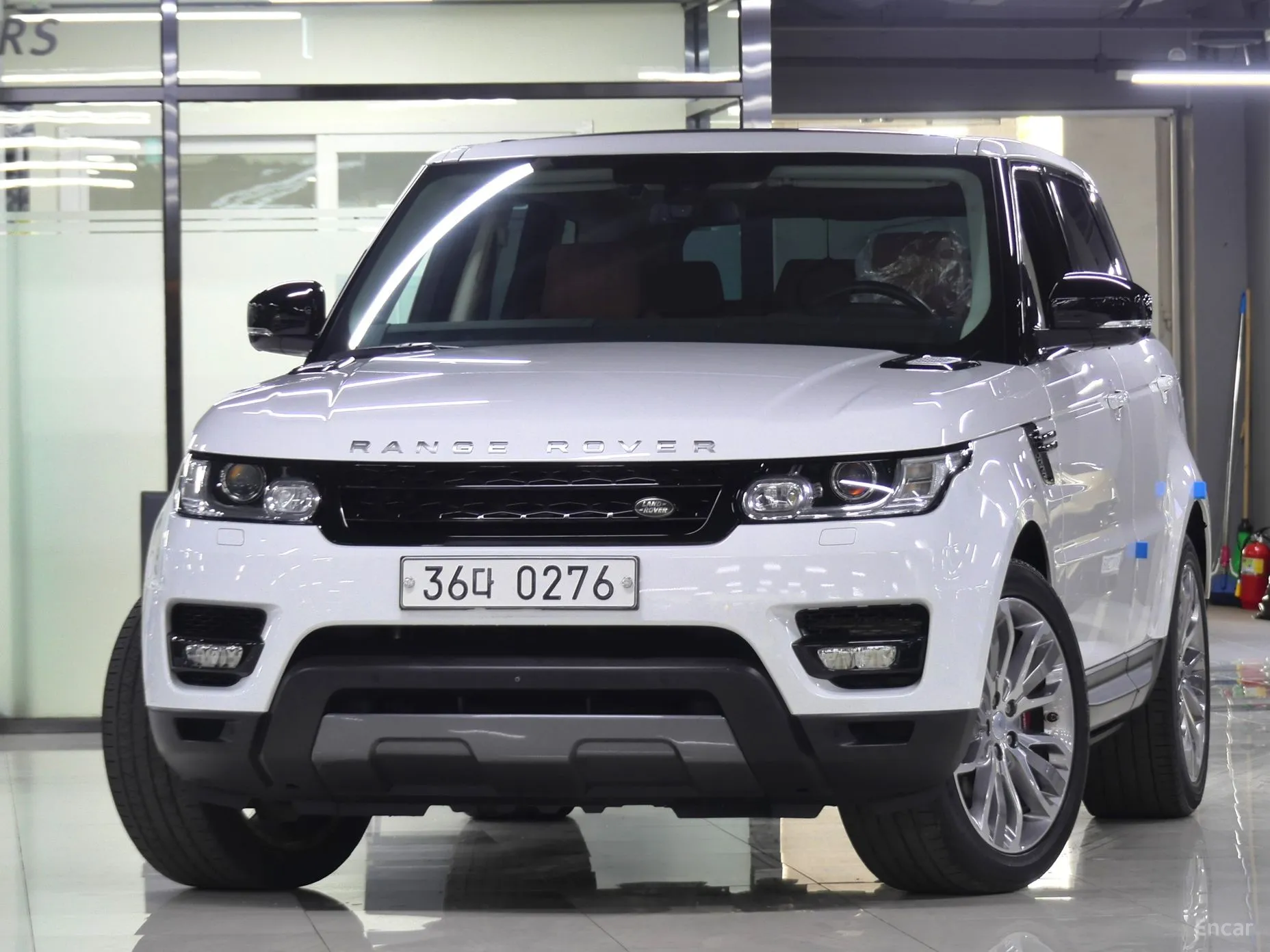 Land Rover Range Rover Sport 2nd Generation