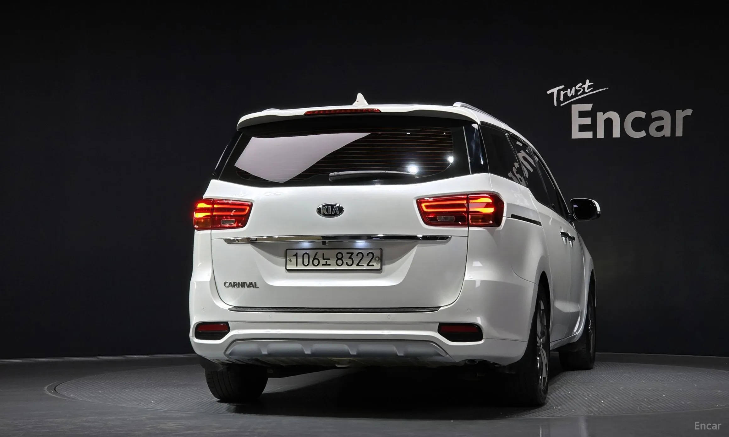 Kia Carnival превью 3