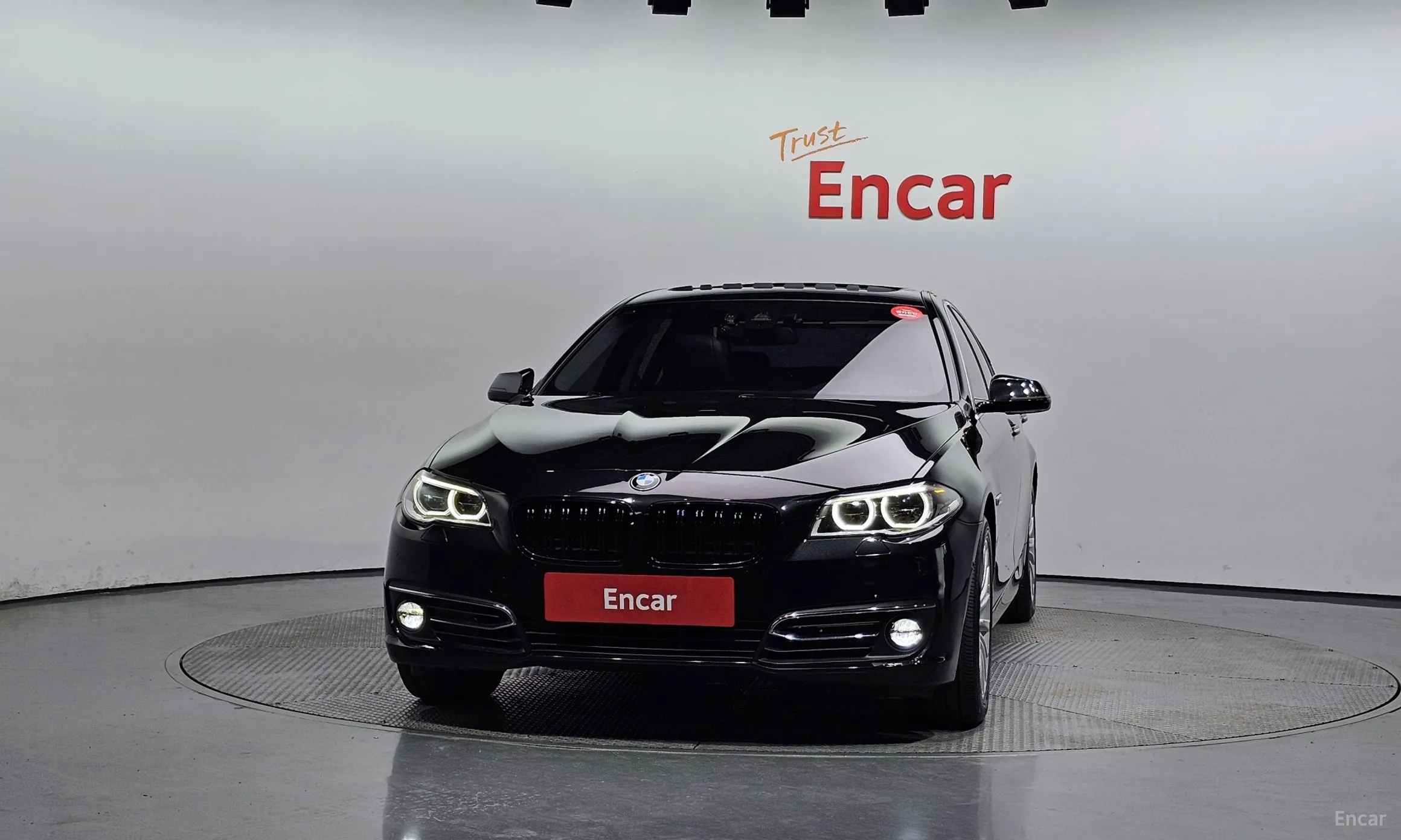 BMW 5 Series (F10) превью 2
