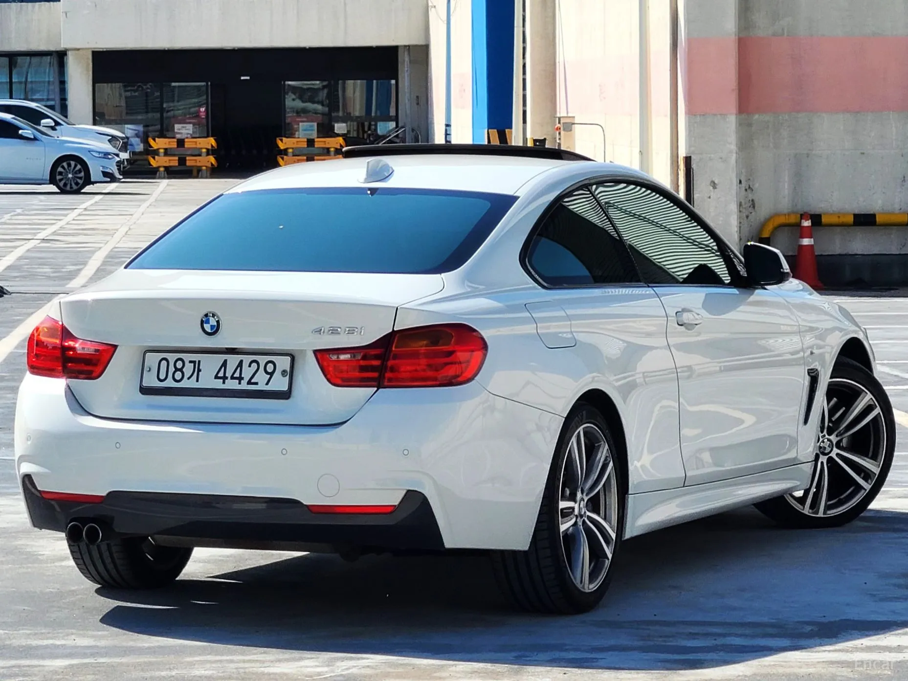 BMW Series 4 (F32) превью 4