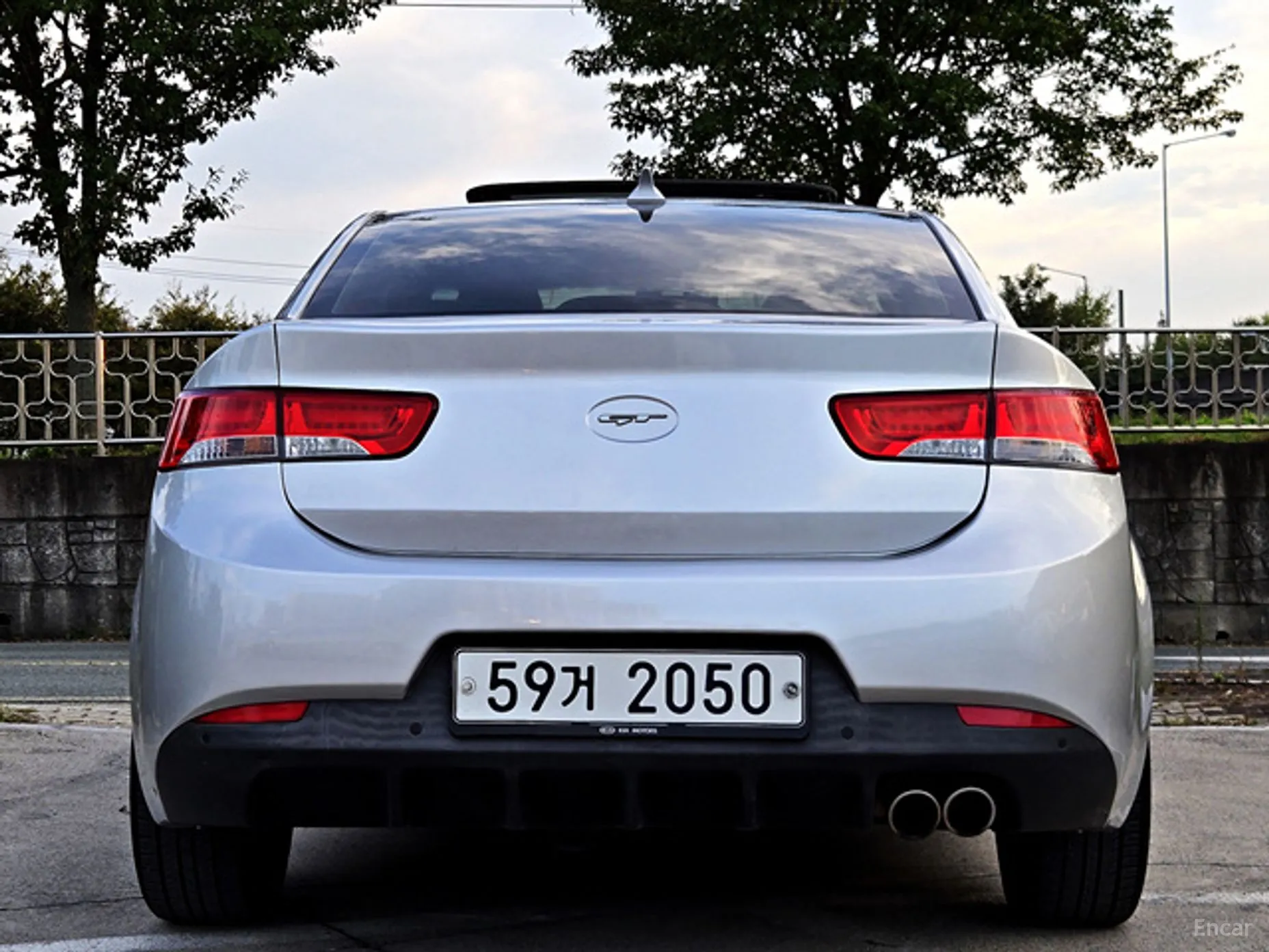 Kia Forte Coop превью 3