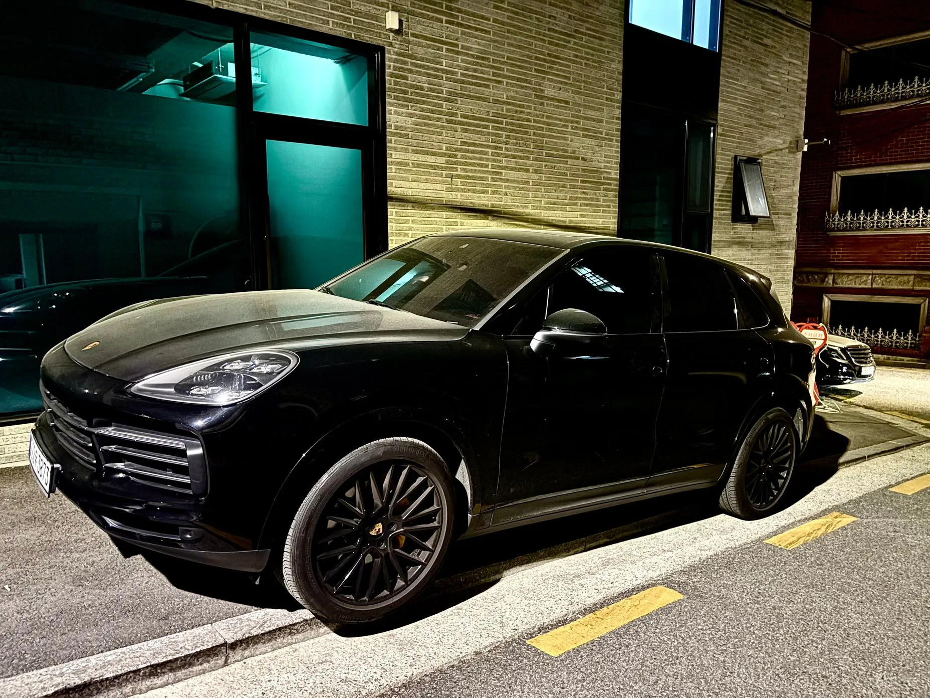 Porsche Cayenne (PO536) превью 3