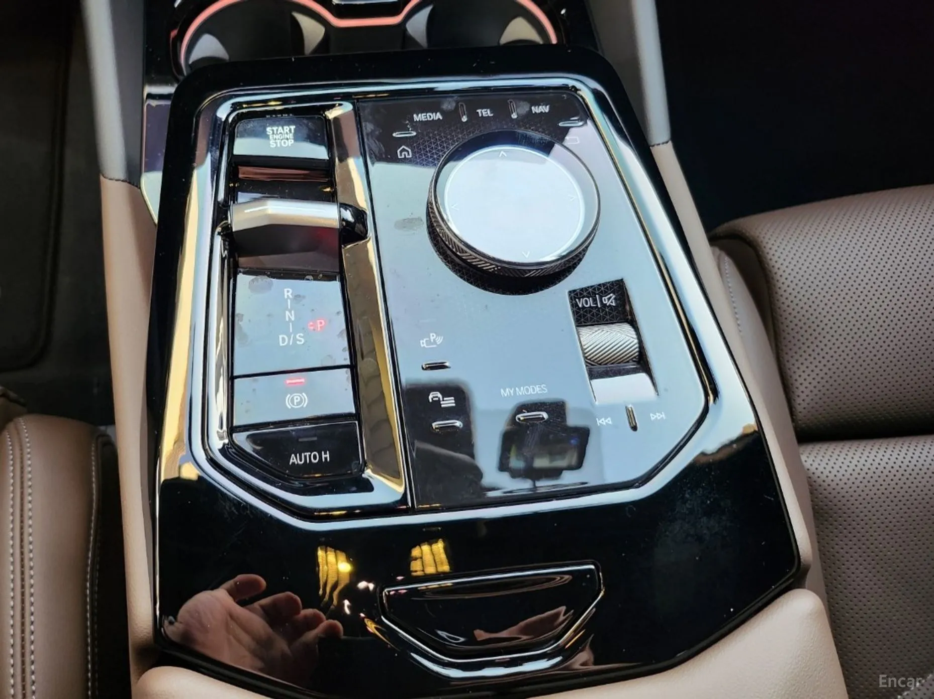 BMW 5 Series (G60) превью 9