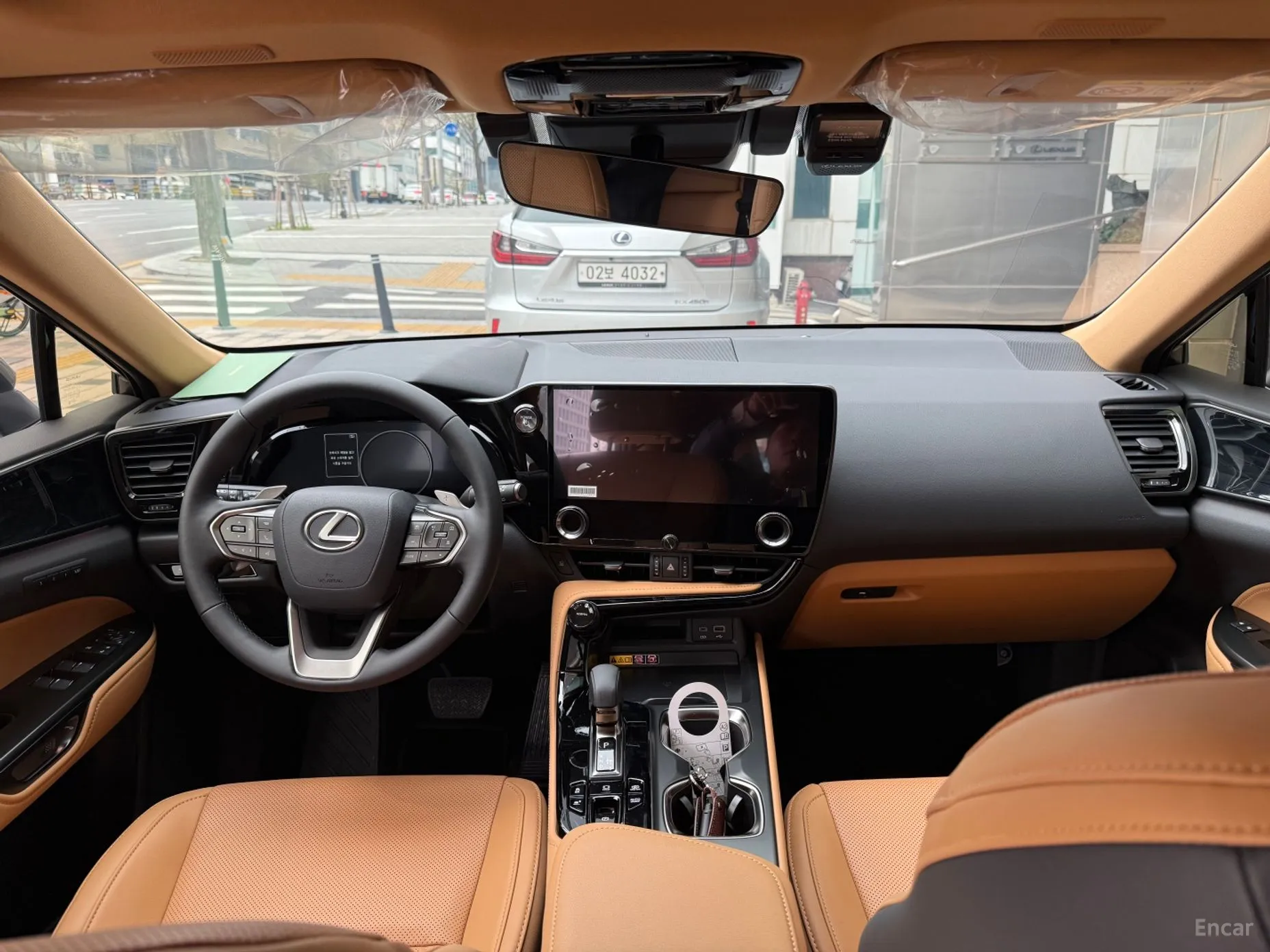 Lexus NX450h + 2nd Gen превью 8