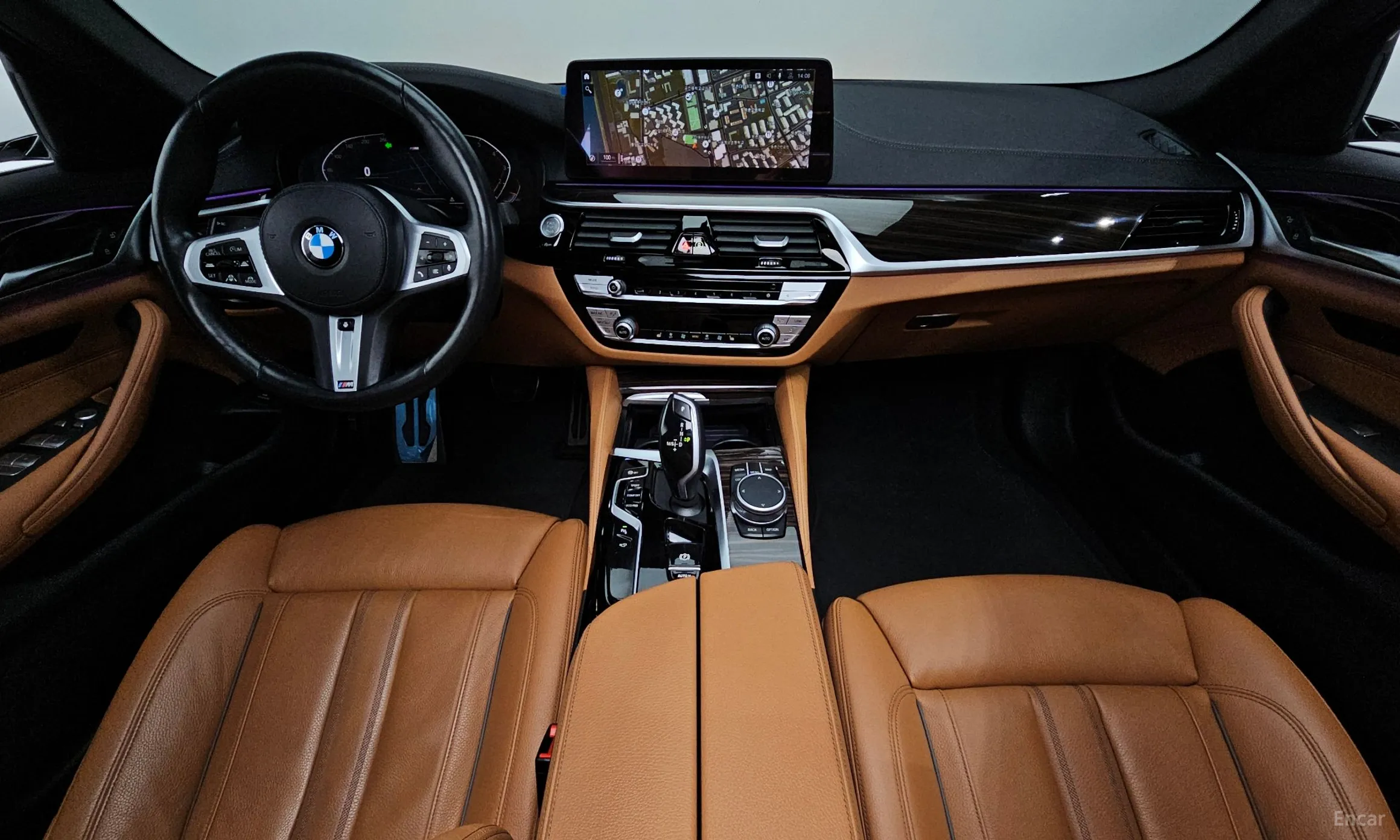BMW 5 Series (G30) превью 4