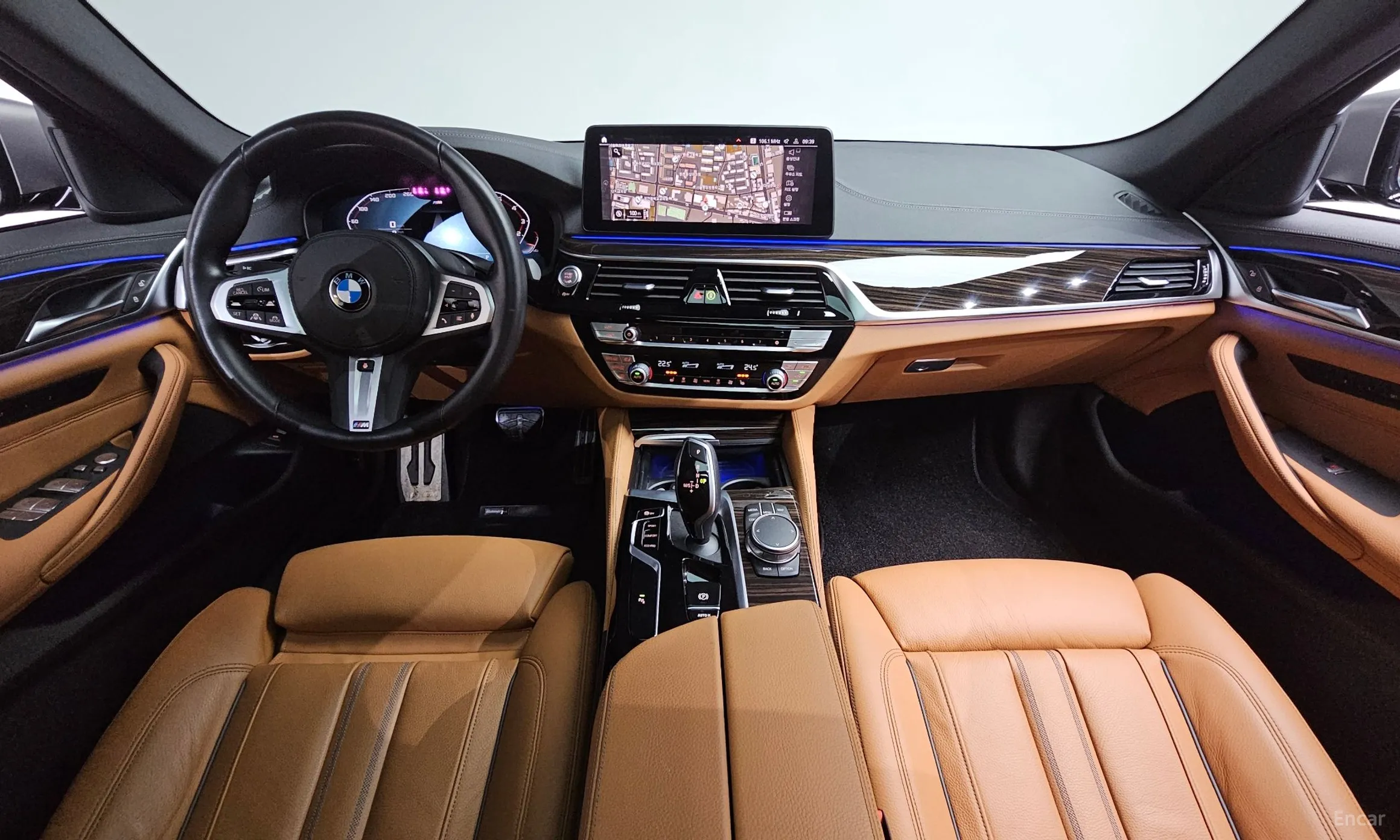 BMW 5 Series (G30) превью 4