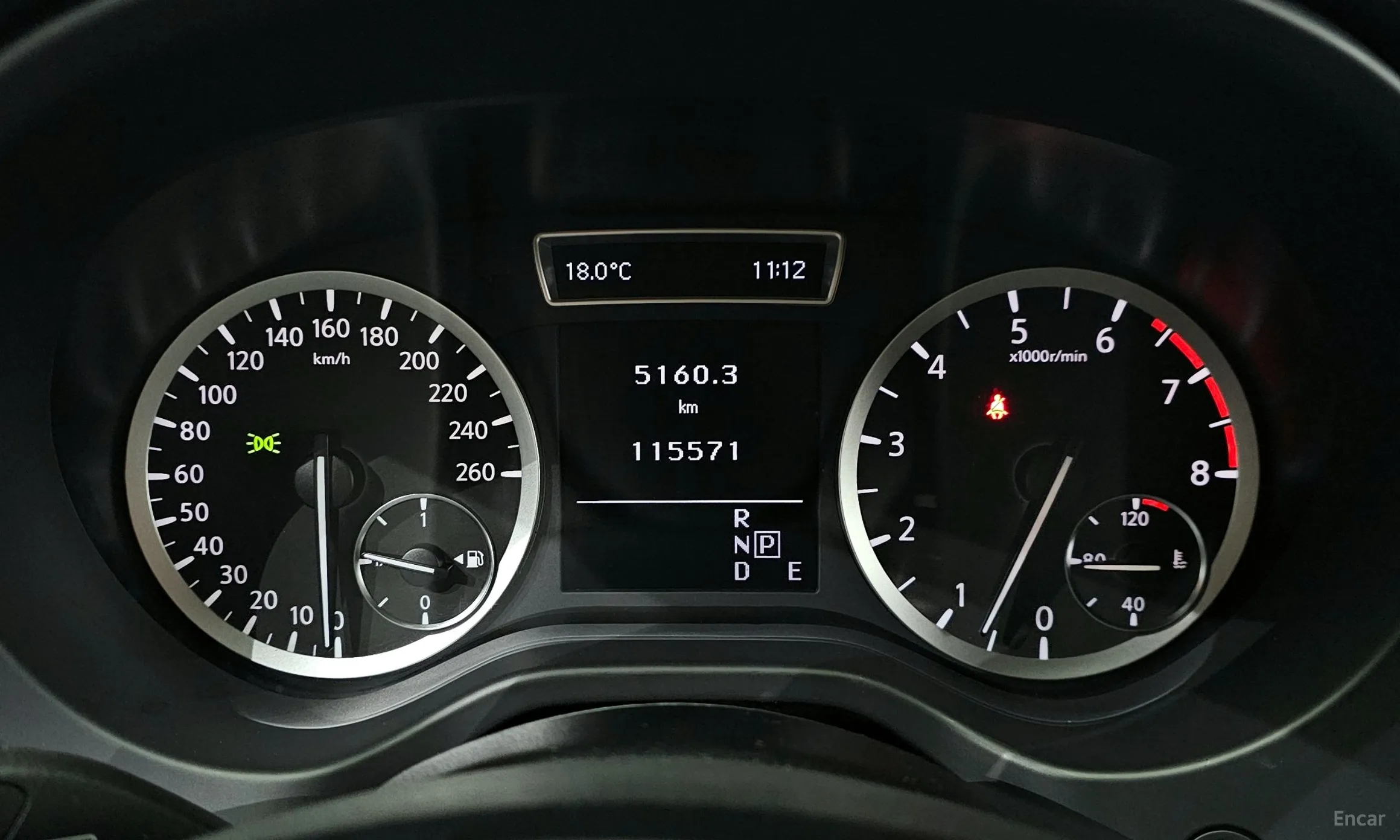 Infiniti Q30 превью 8