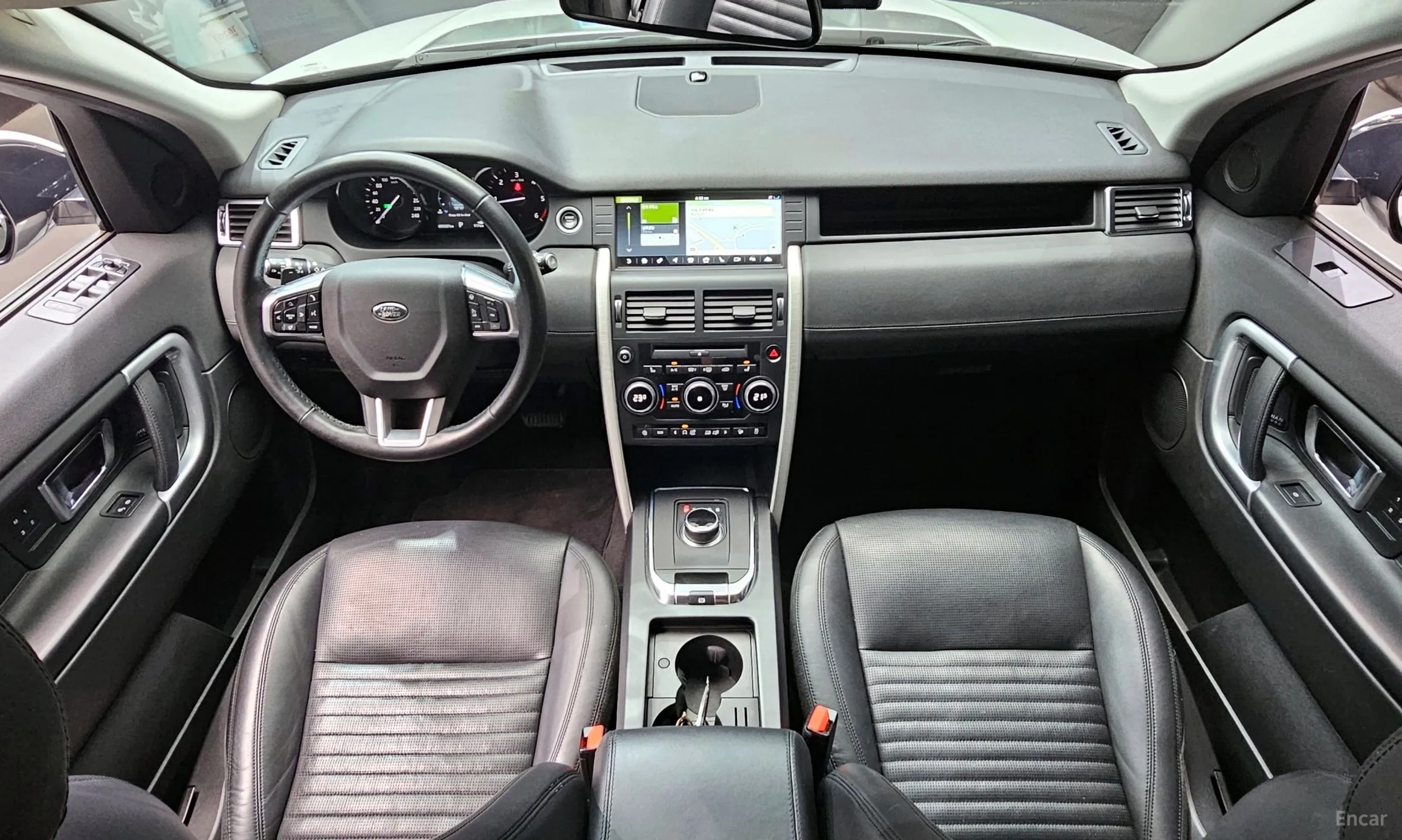 Land Rover Discovery Sports превью 4