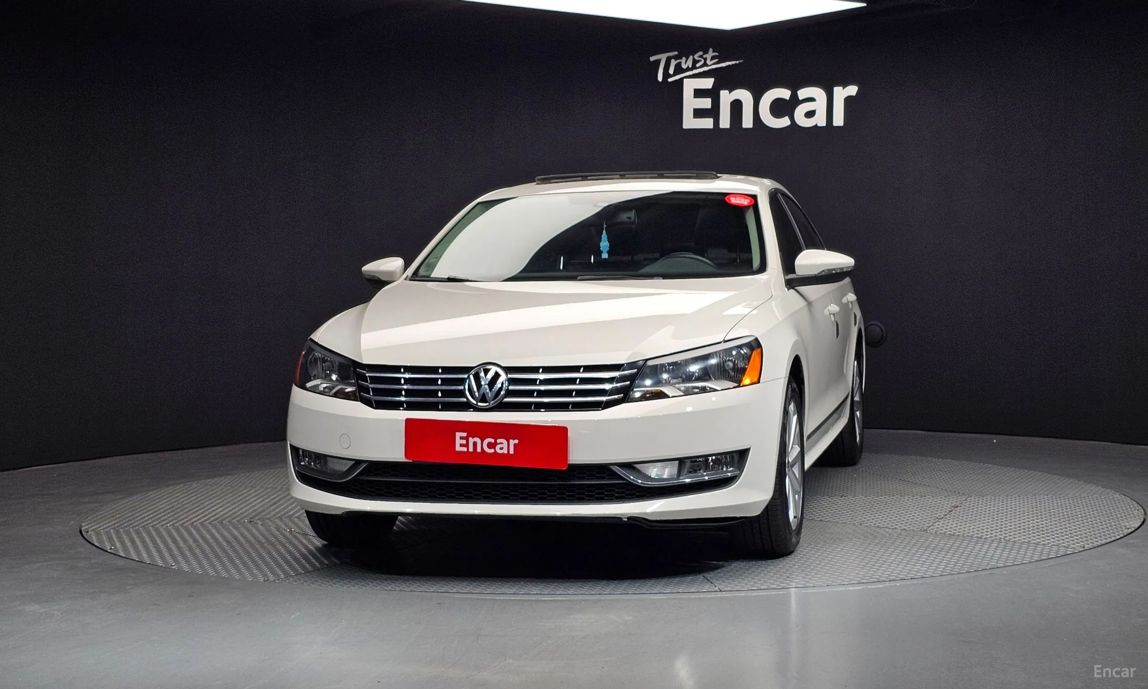 Volkswagen The New Passat превью 2