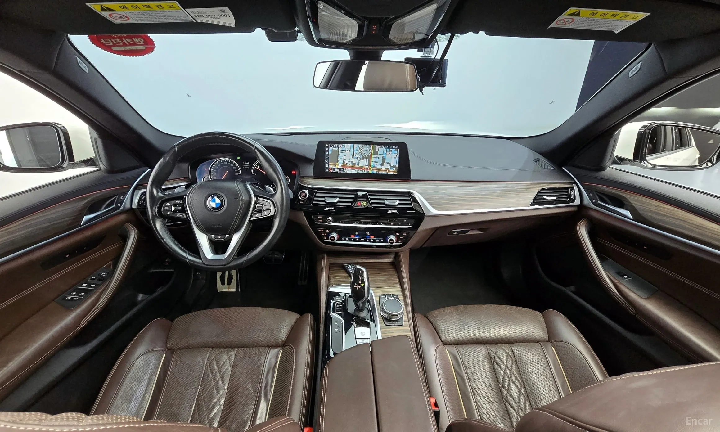 BMW 5 Series (G30) превью 4