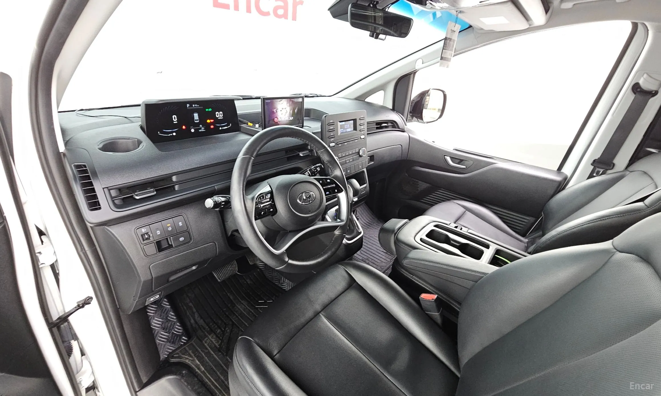 Hyundai Staria превью 4