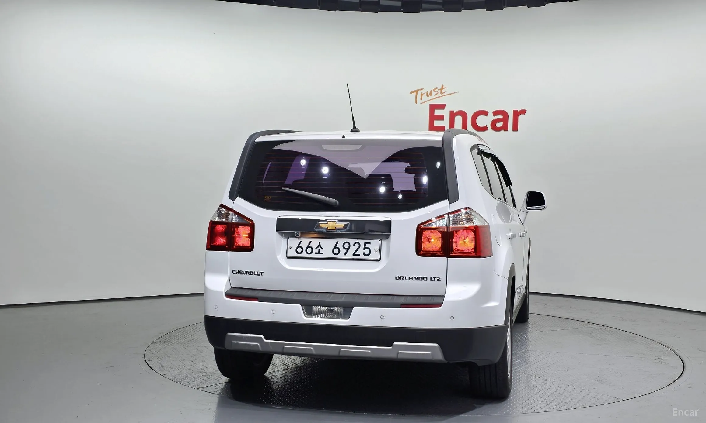 Chevrolet (GM Daewoo) Orlando превью 3