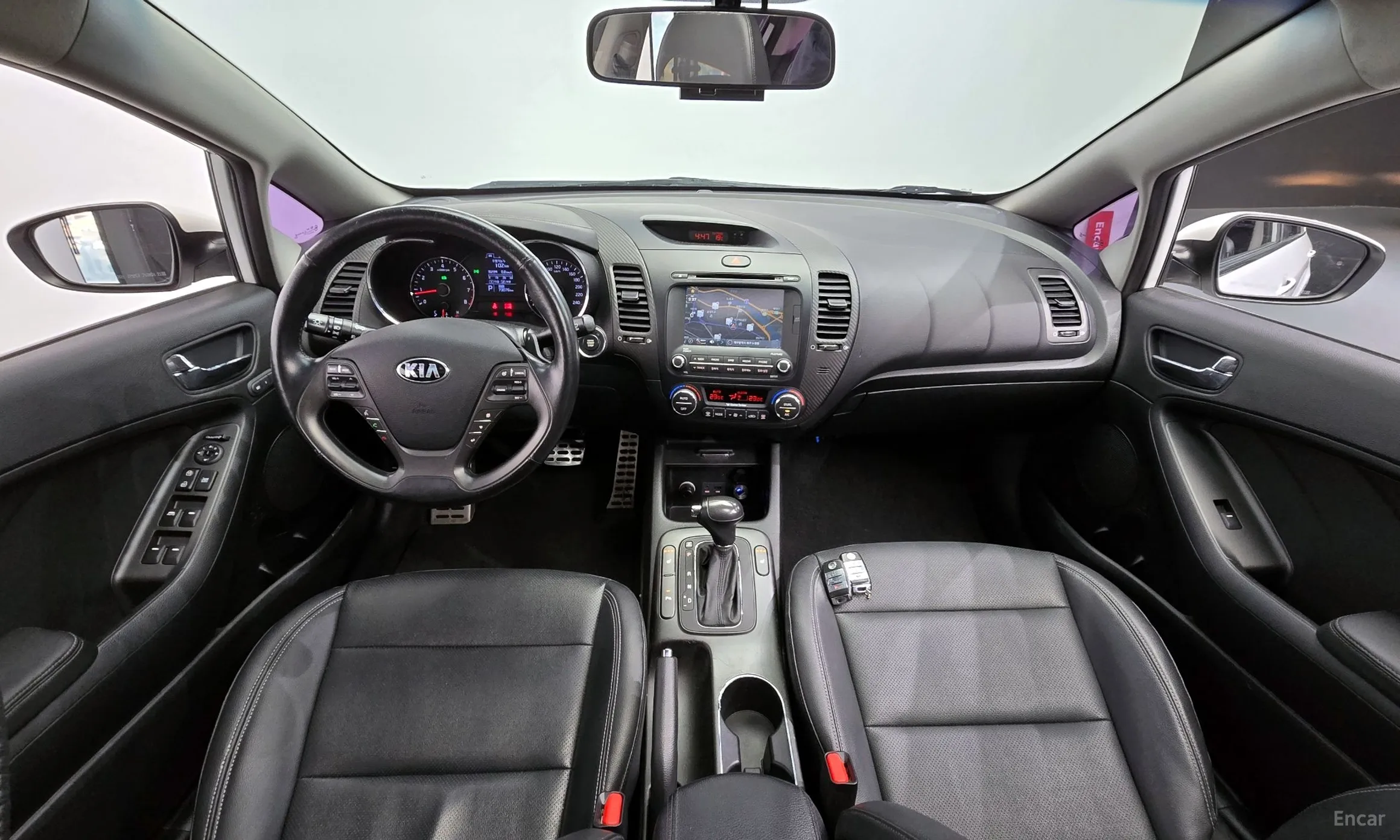 Kia K3 превью 4