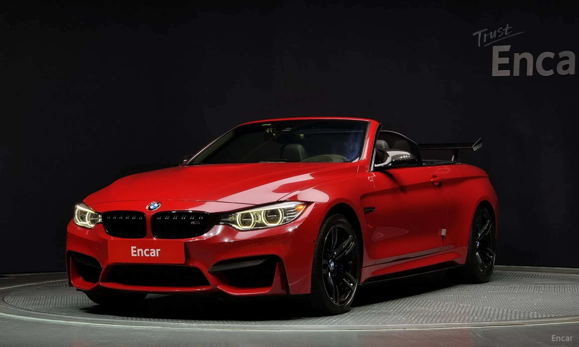 BMW M4 (F82)
