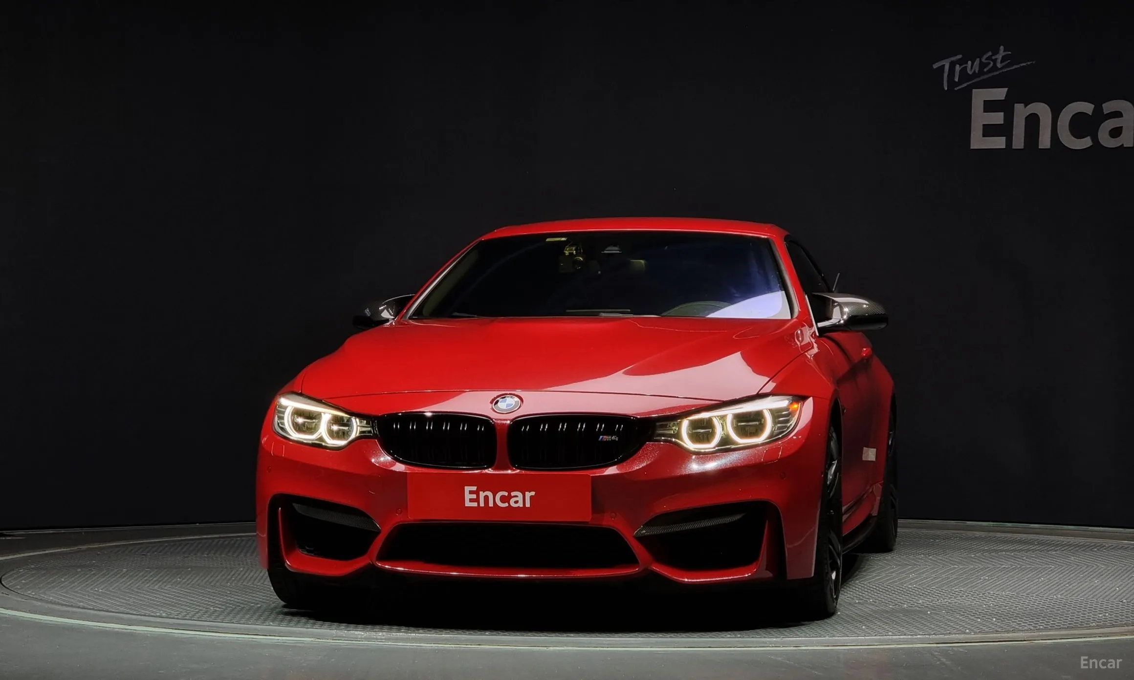 BMW M4 (F82)