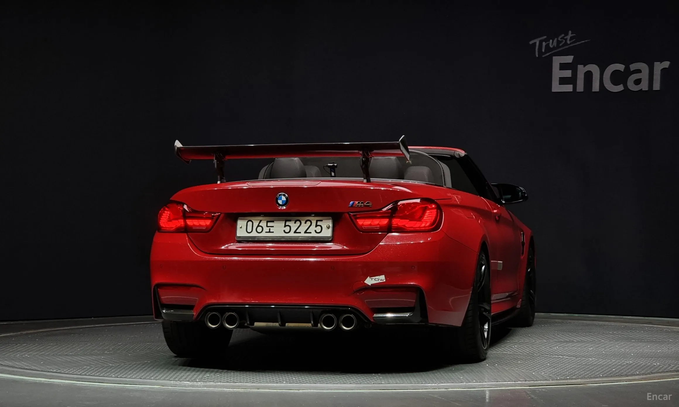 BMW M4 (F82) превью 3