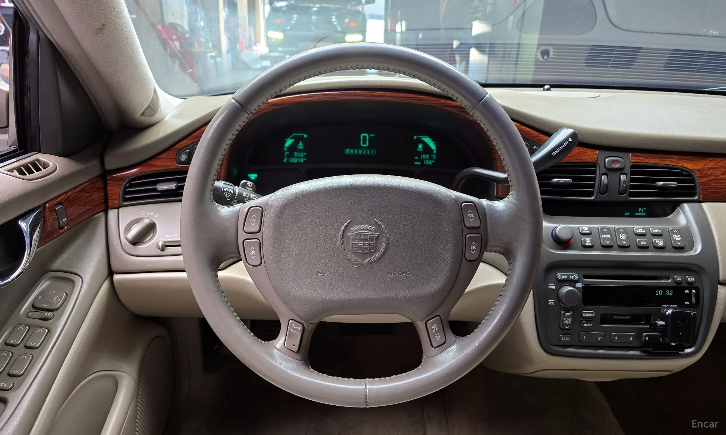 Cadillac Deville превью 14