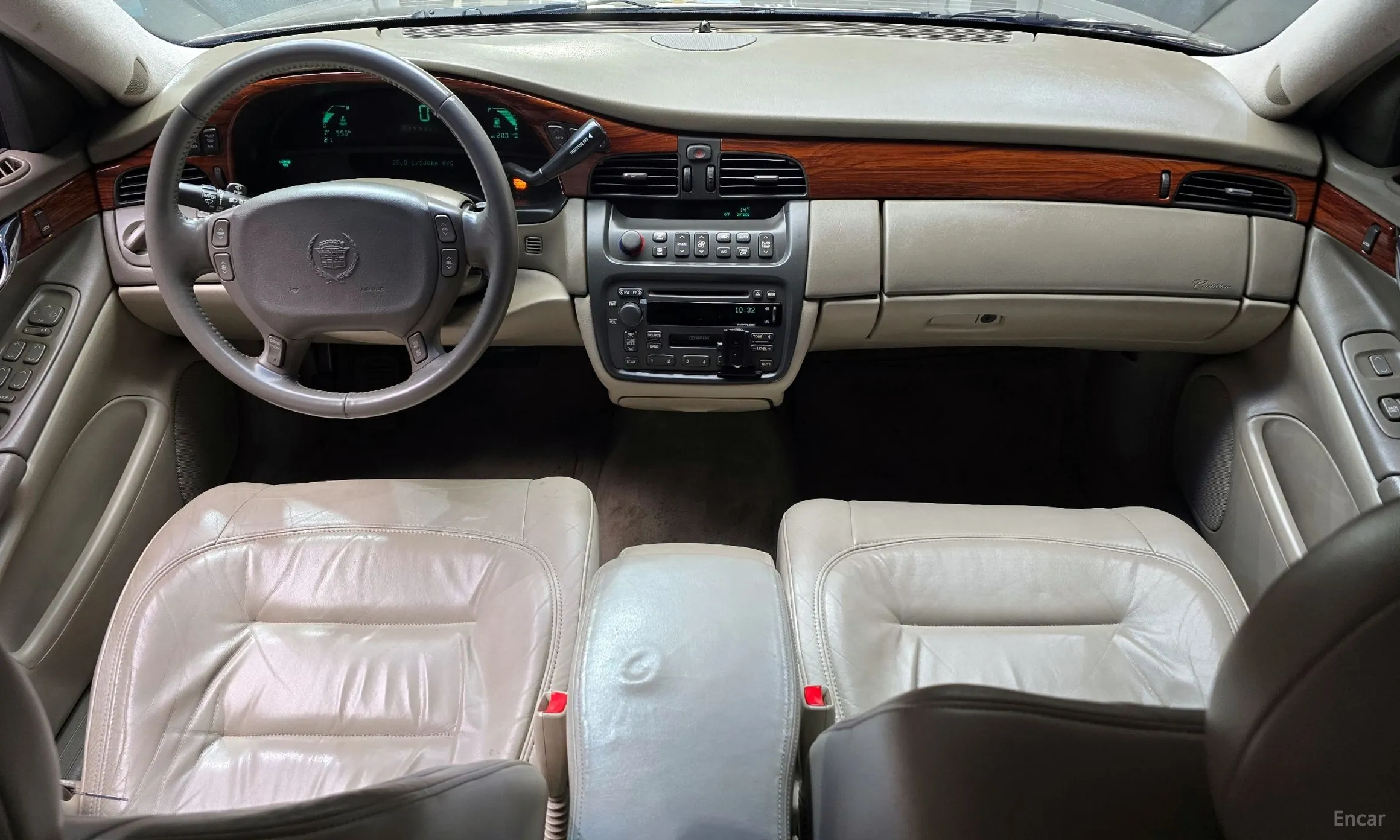 Cadillac Deville превью 7