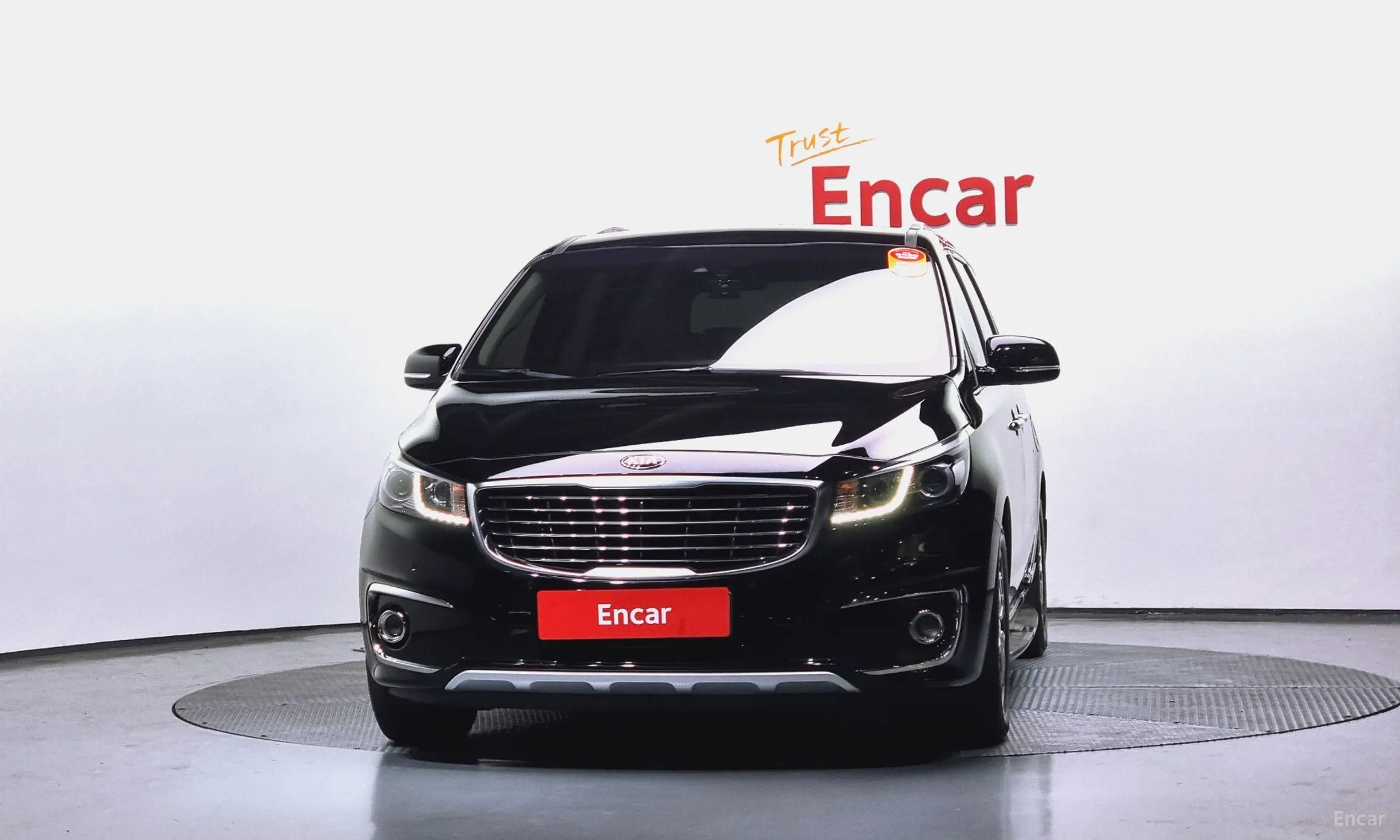 Kia Carnival превью 2
