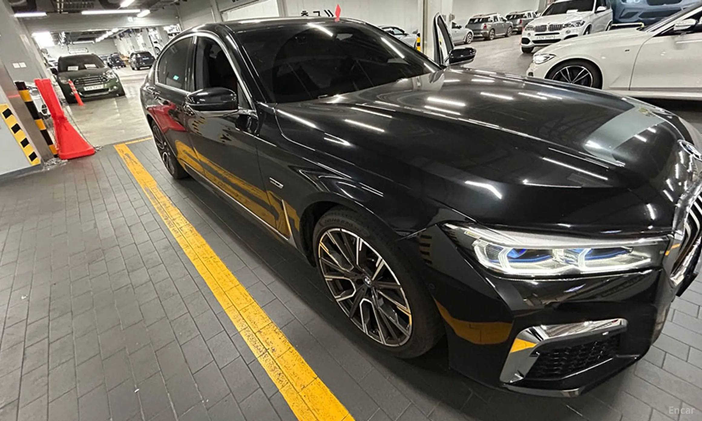 BMW 7 Series (G11)