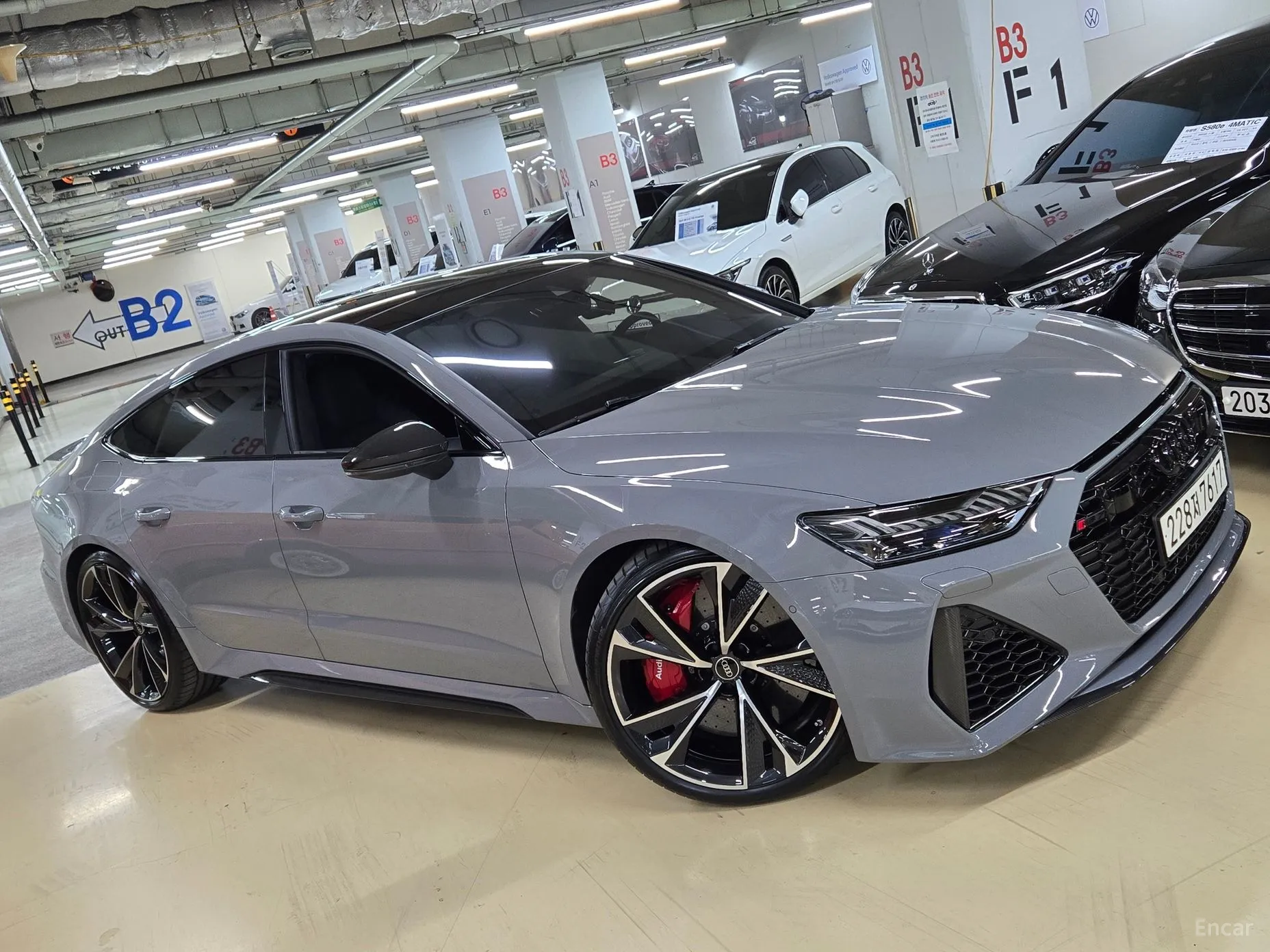Audi RS7 (4K)
