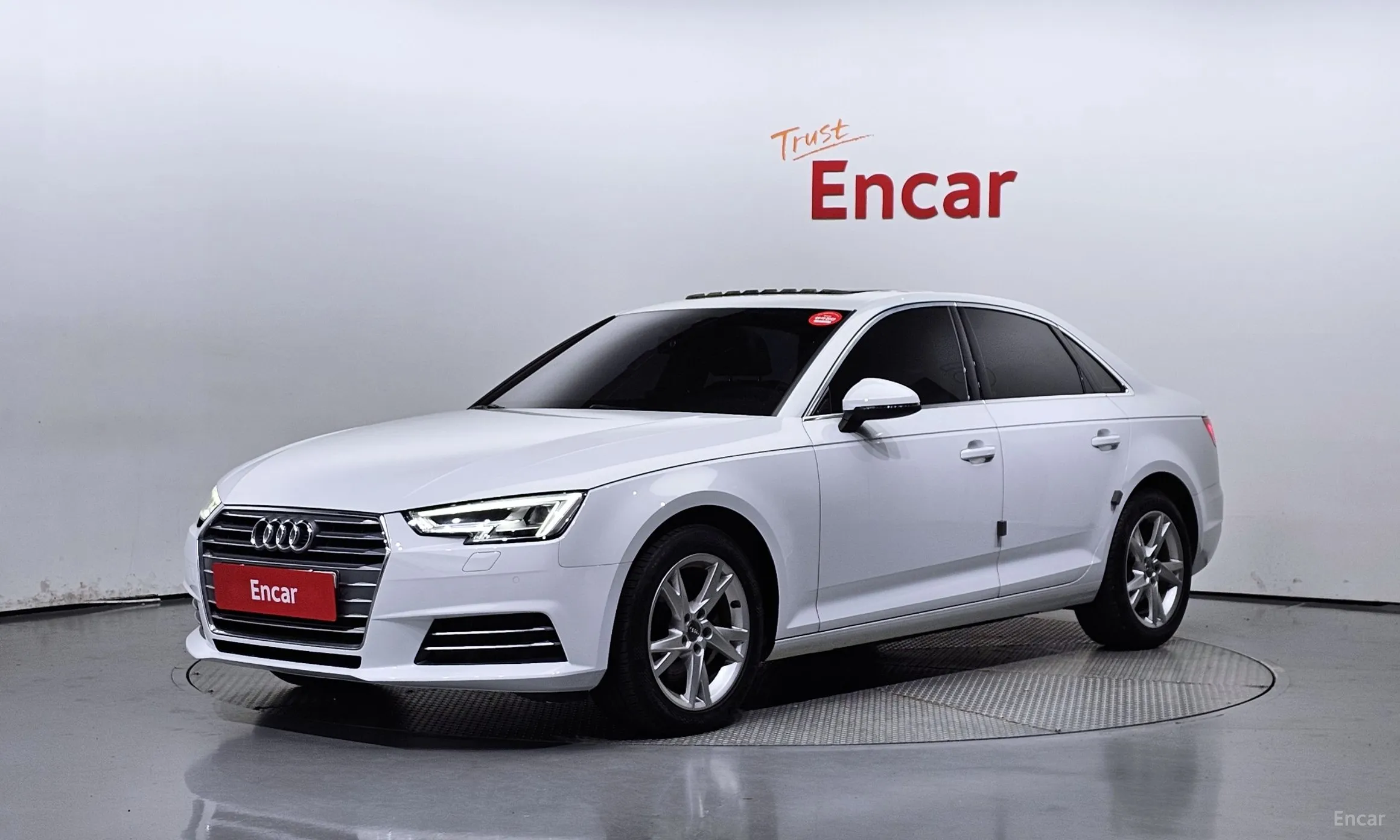Audi A4 (B9)