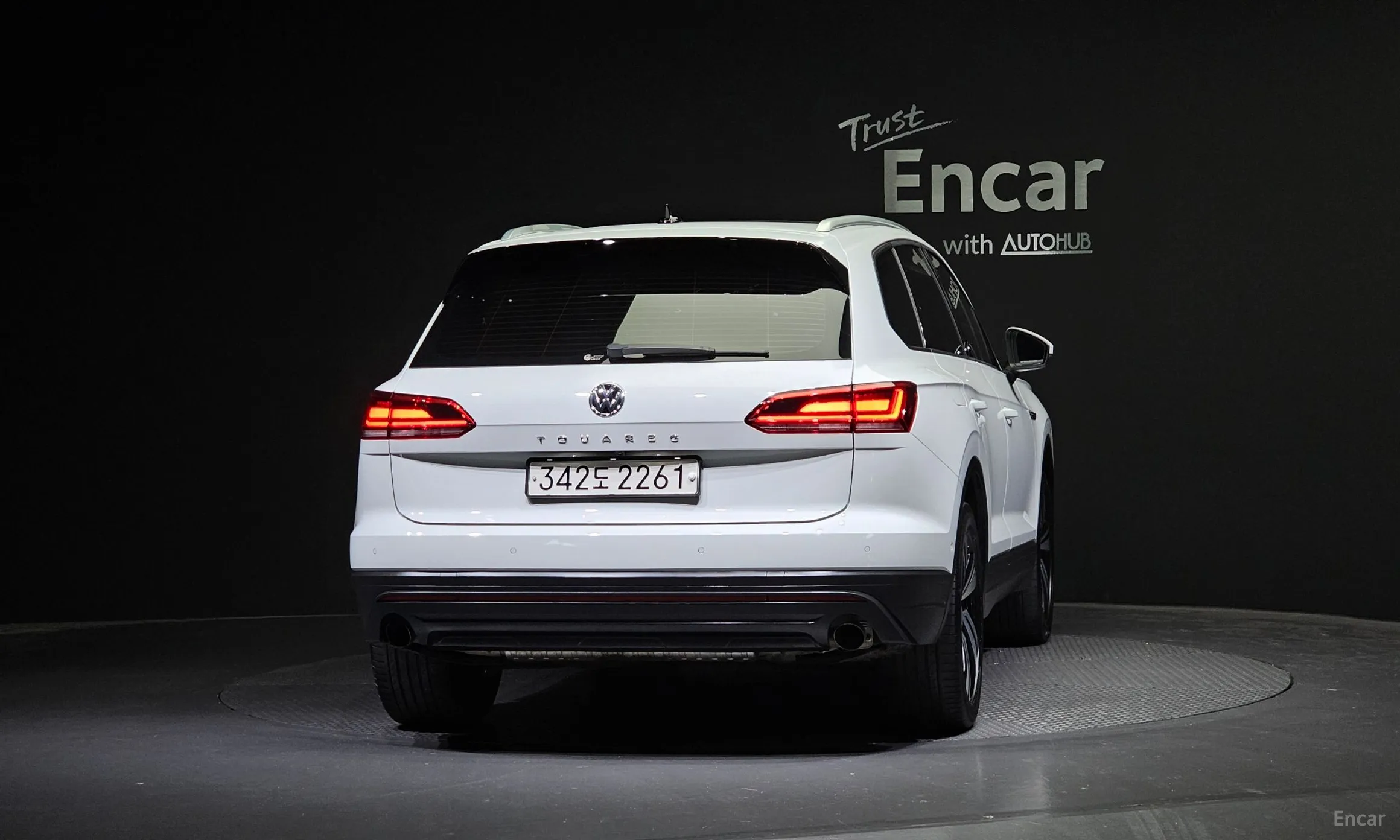 Volkswagen Touareg 3rd Generation превью 3