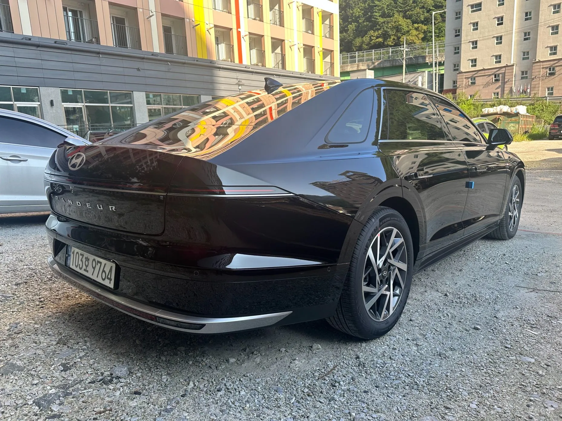 Hyundai Grandeur Hybrid (GN7) превью 3
