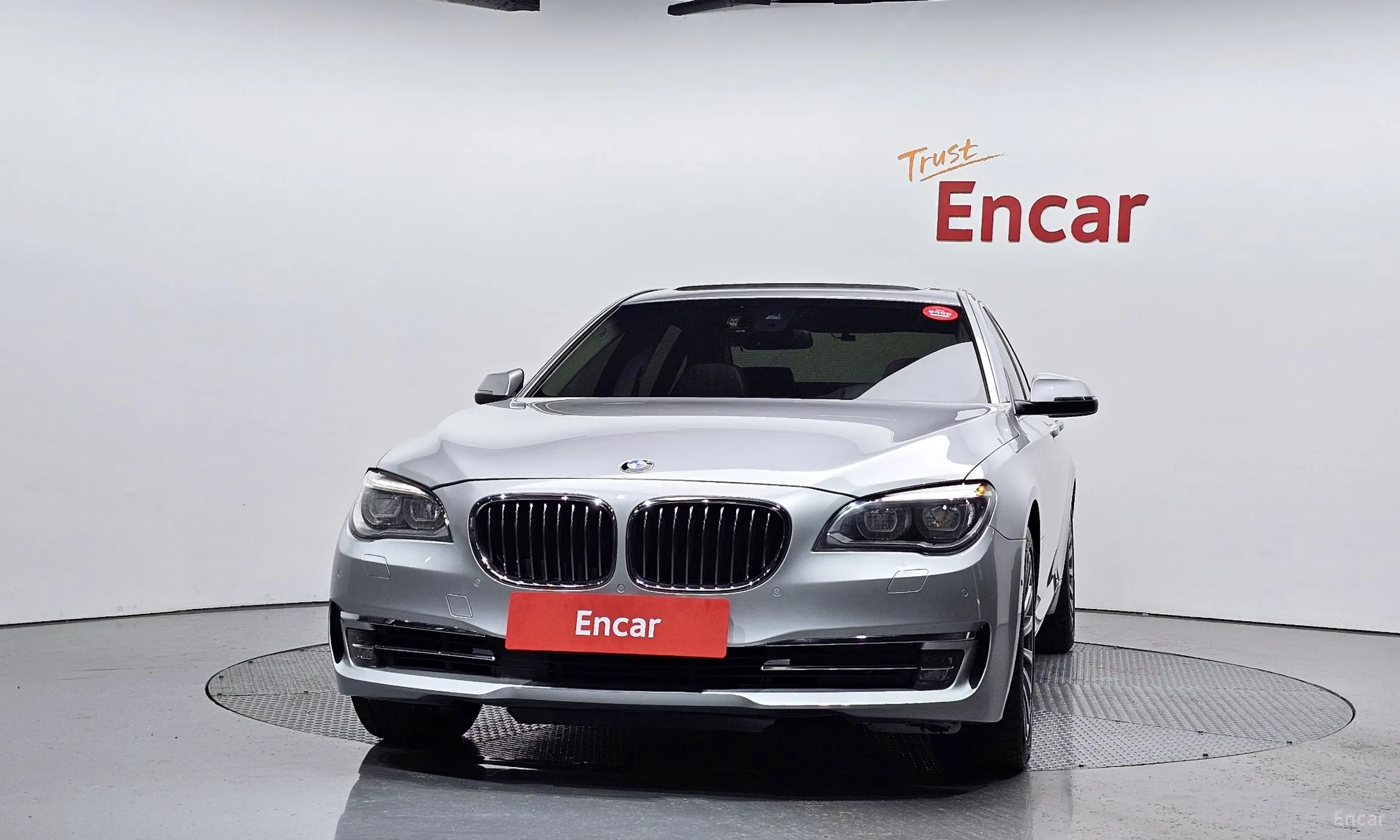 BMW 7 Series (F01) превью 2