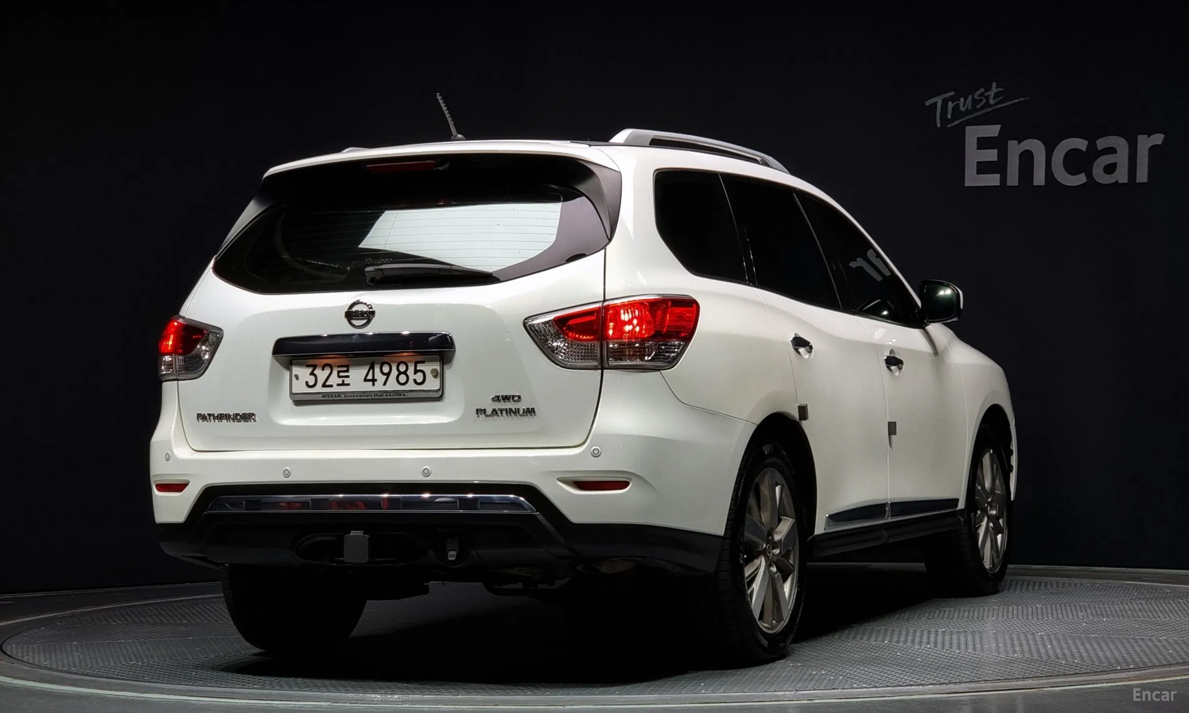 Nissan Pathfinder Gen 4