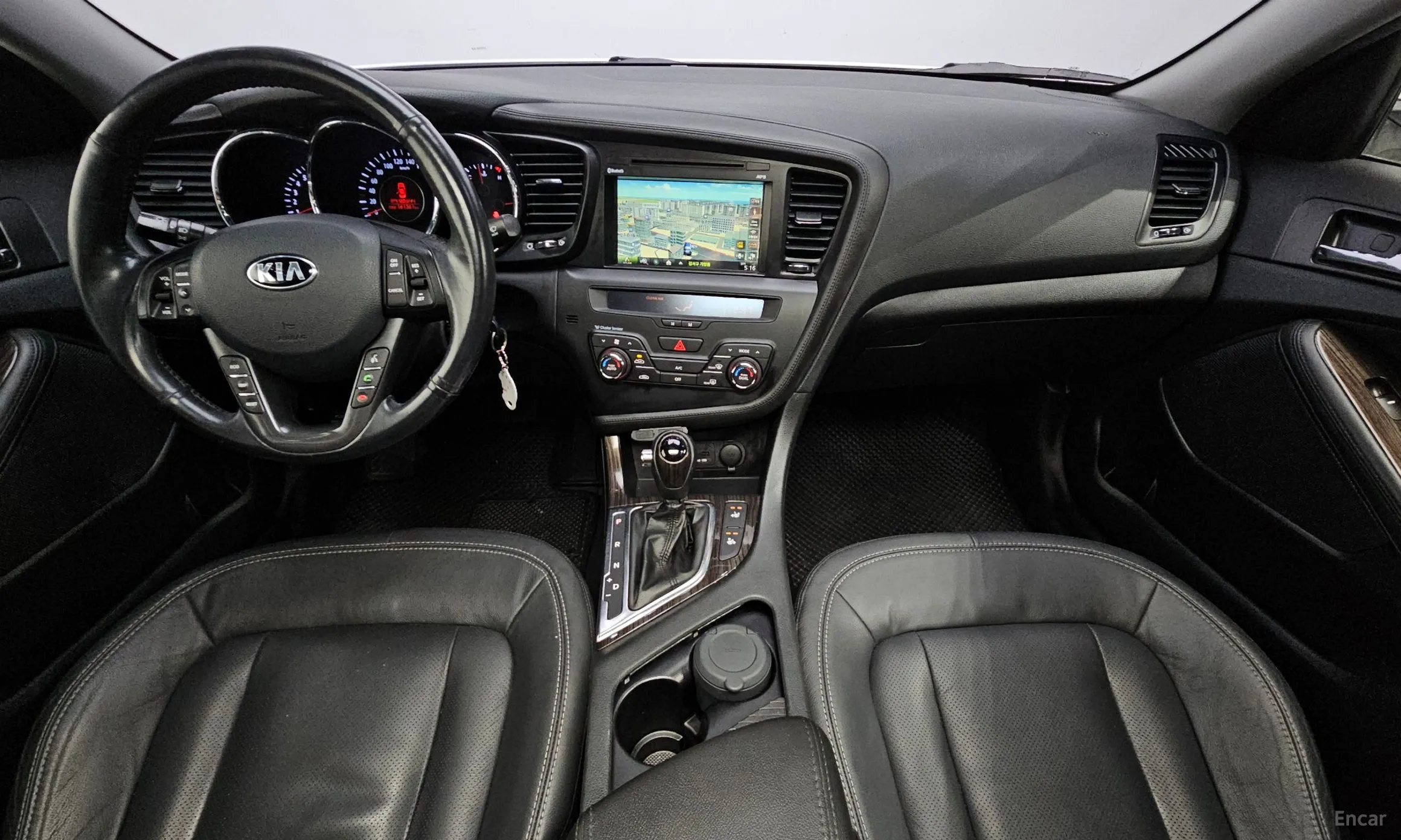 Kia K5 превью 4
