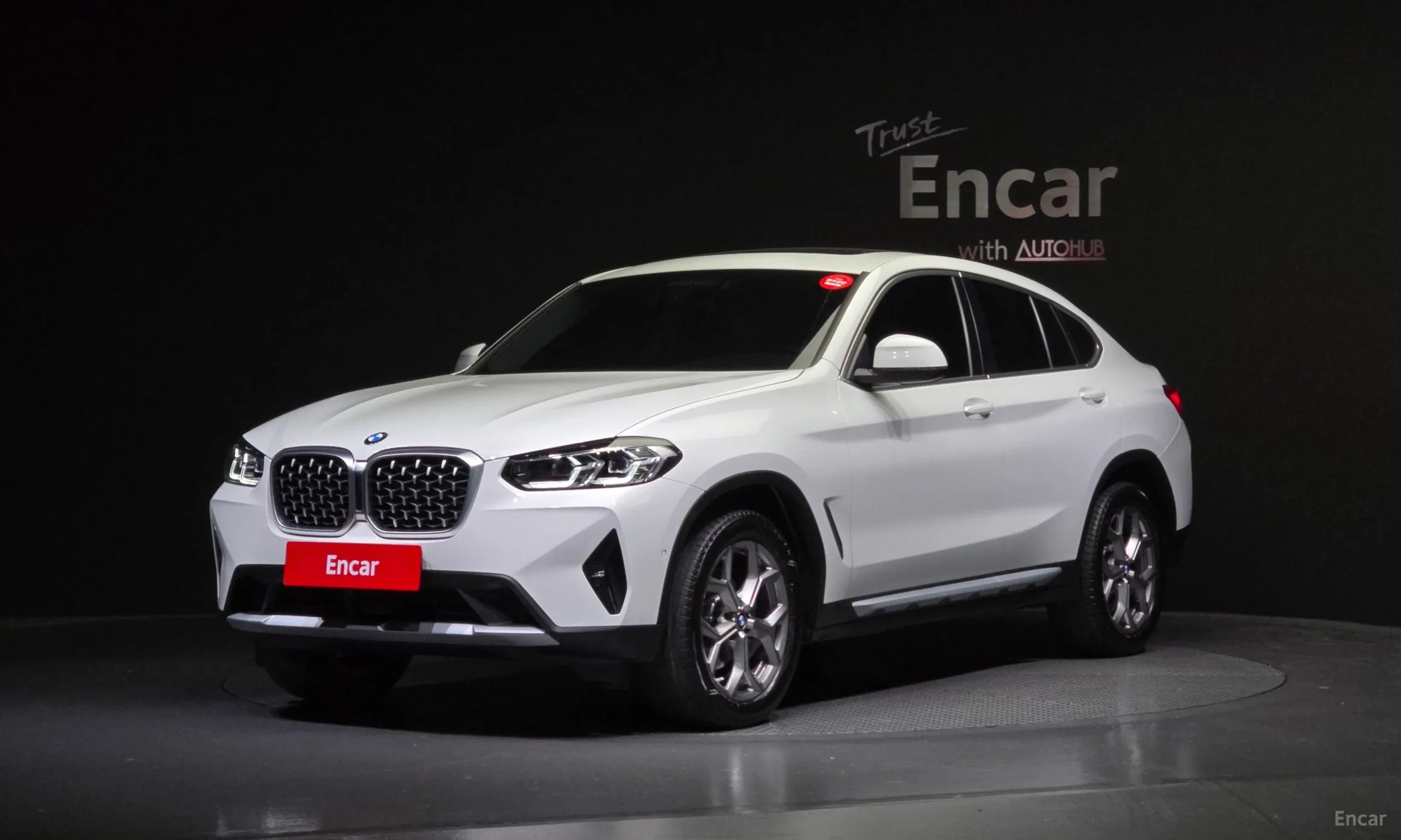 X4 (G02)