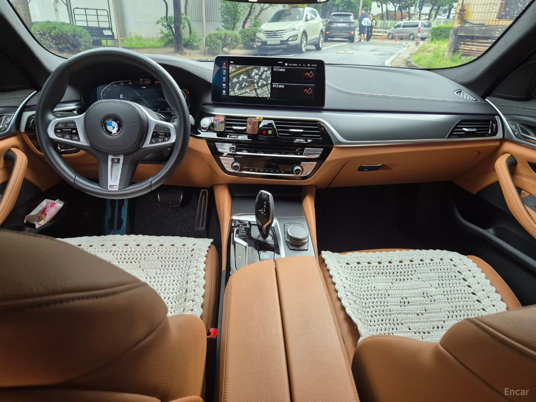 BMW 5 Series (G30) превью 4